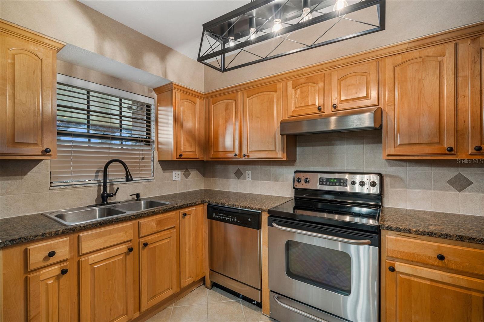 6100 Gulfport Blvd S #402 Property Photo 10