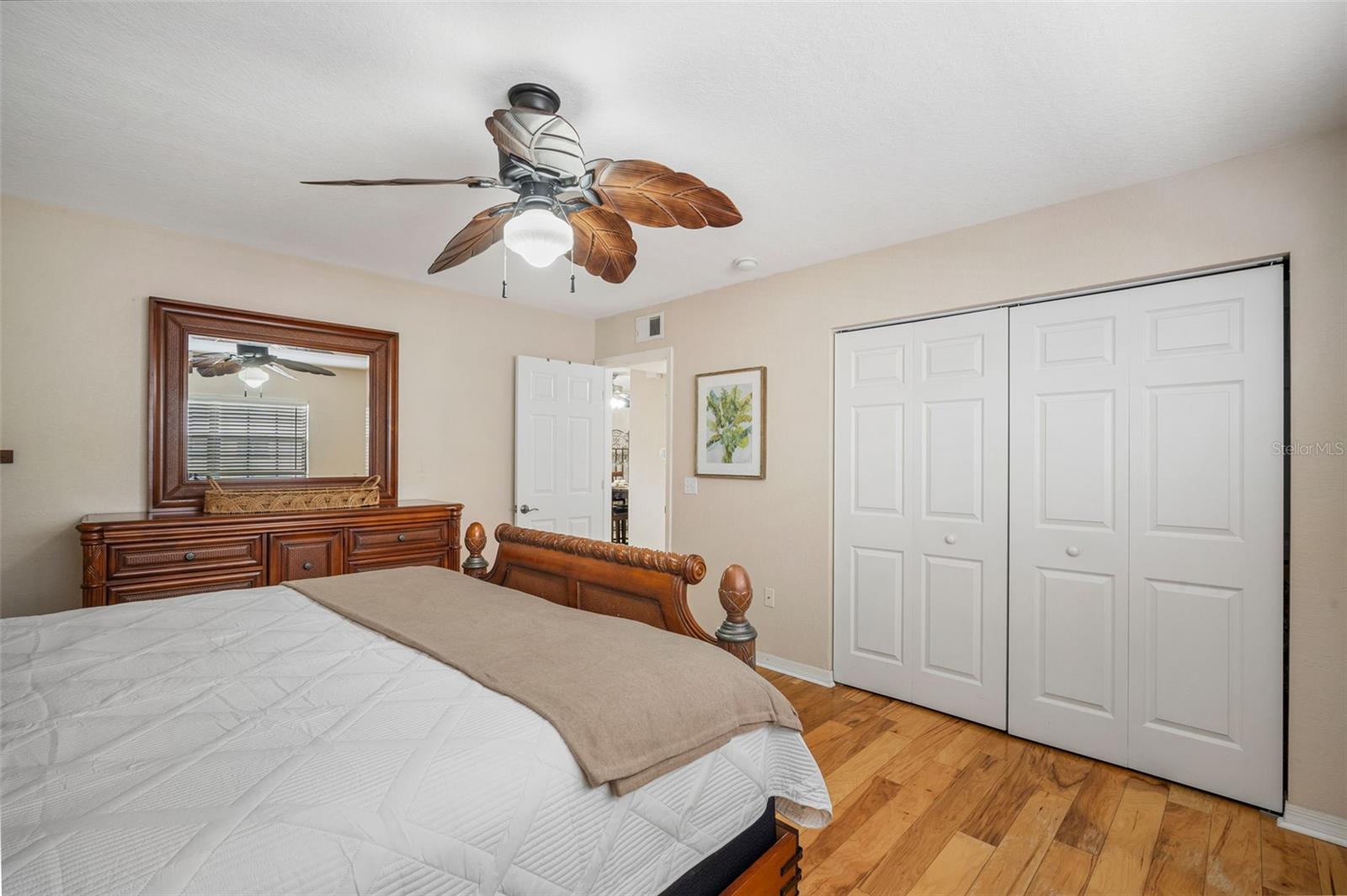 6100 Gulfport Blvd S #402 Property Photo 12