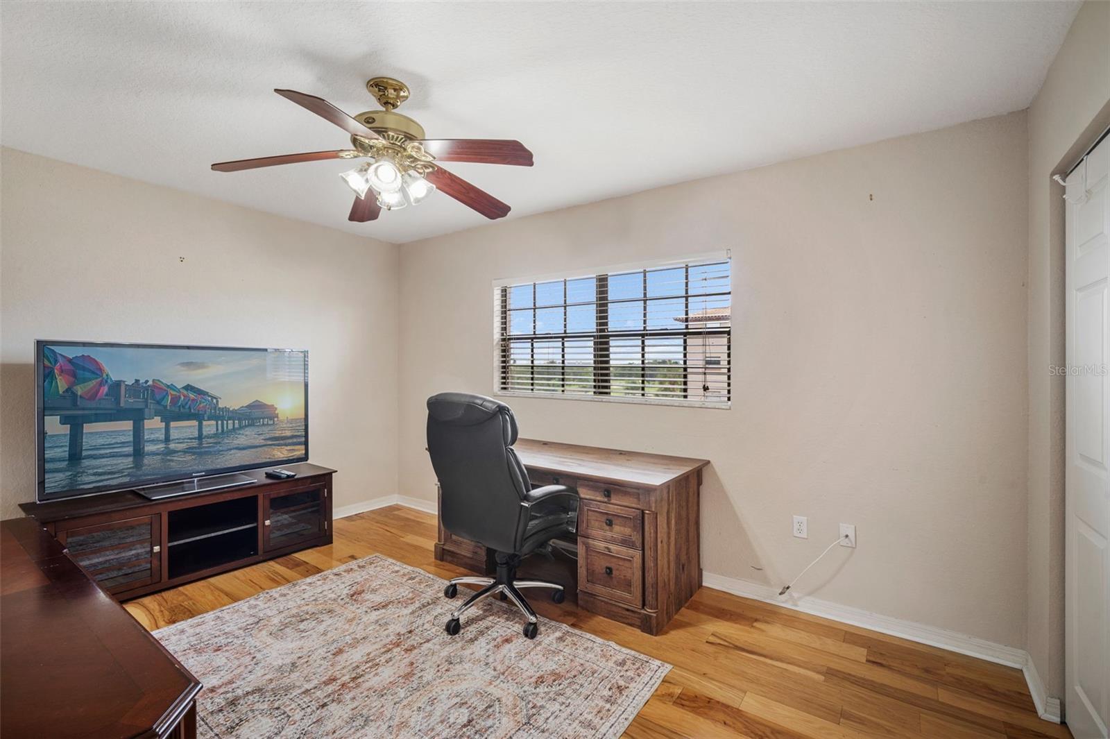 6100 Gulfport Blvd S #402 Property Photo 15
