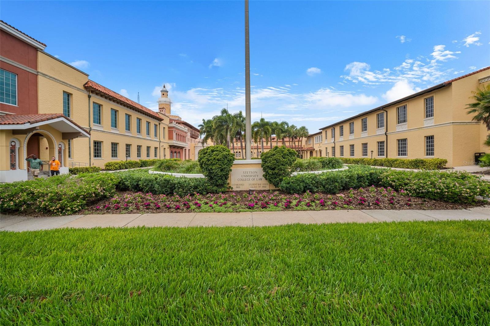 6100 Gulfport Blvd S #402 Property Photo 36