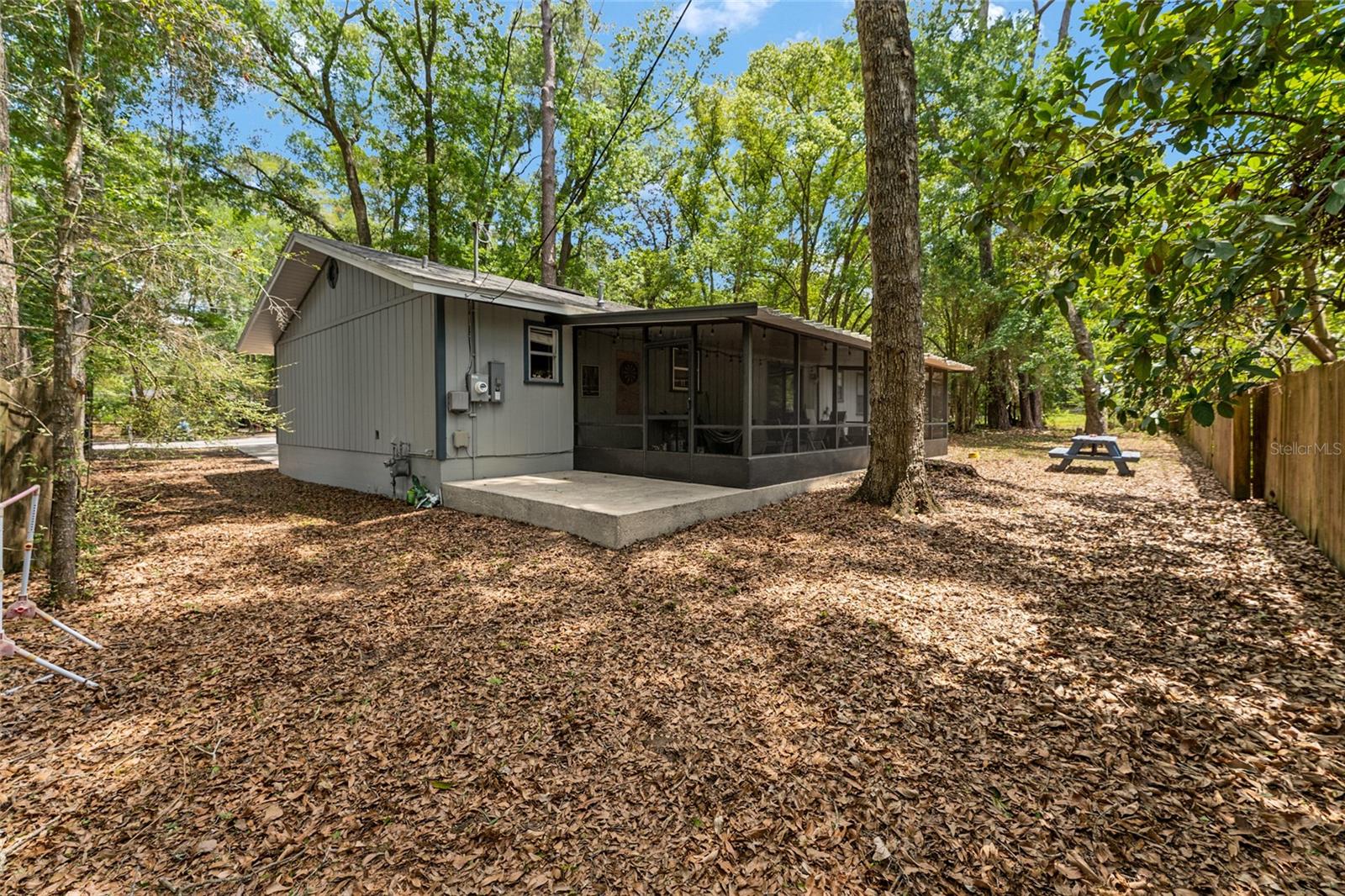 3025 W University Ave Property Photo 42