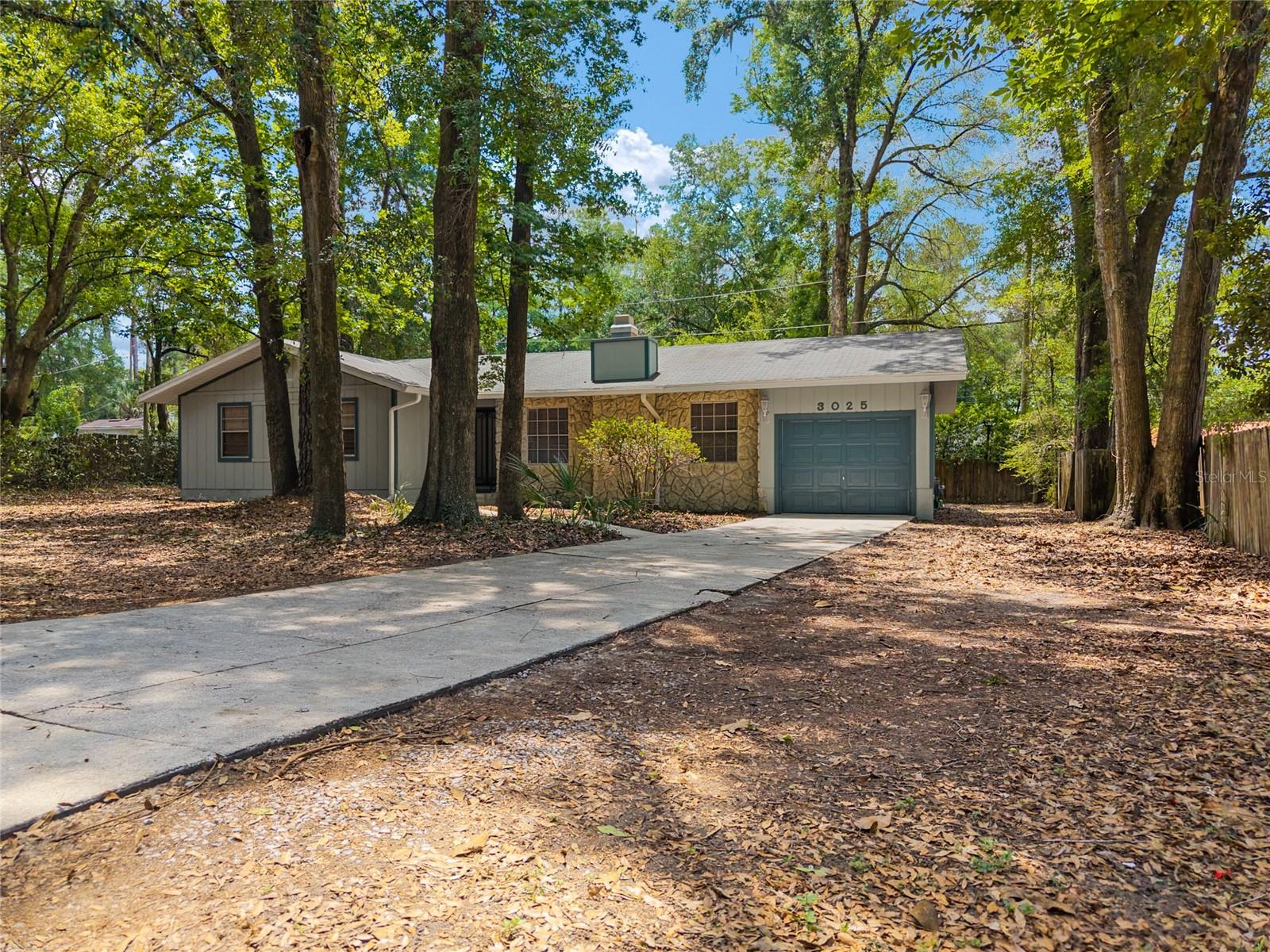 3025 W University Ave Property Photo 45
