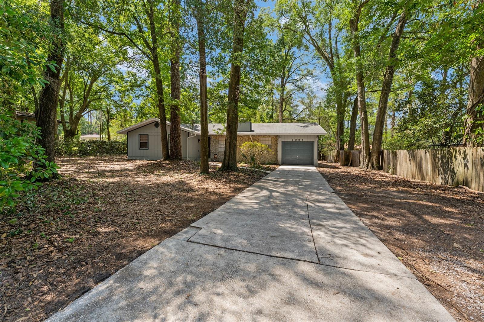 3025 W University Ave Property Photo 60