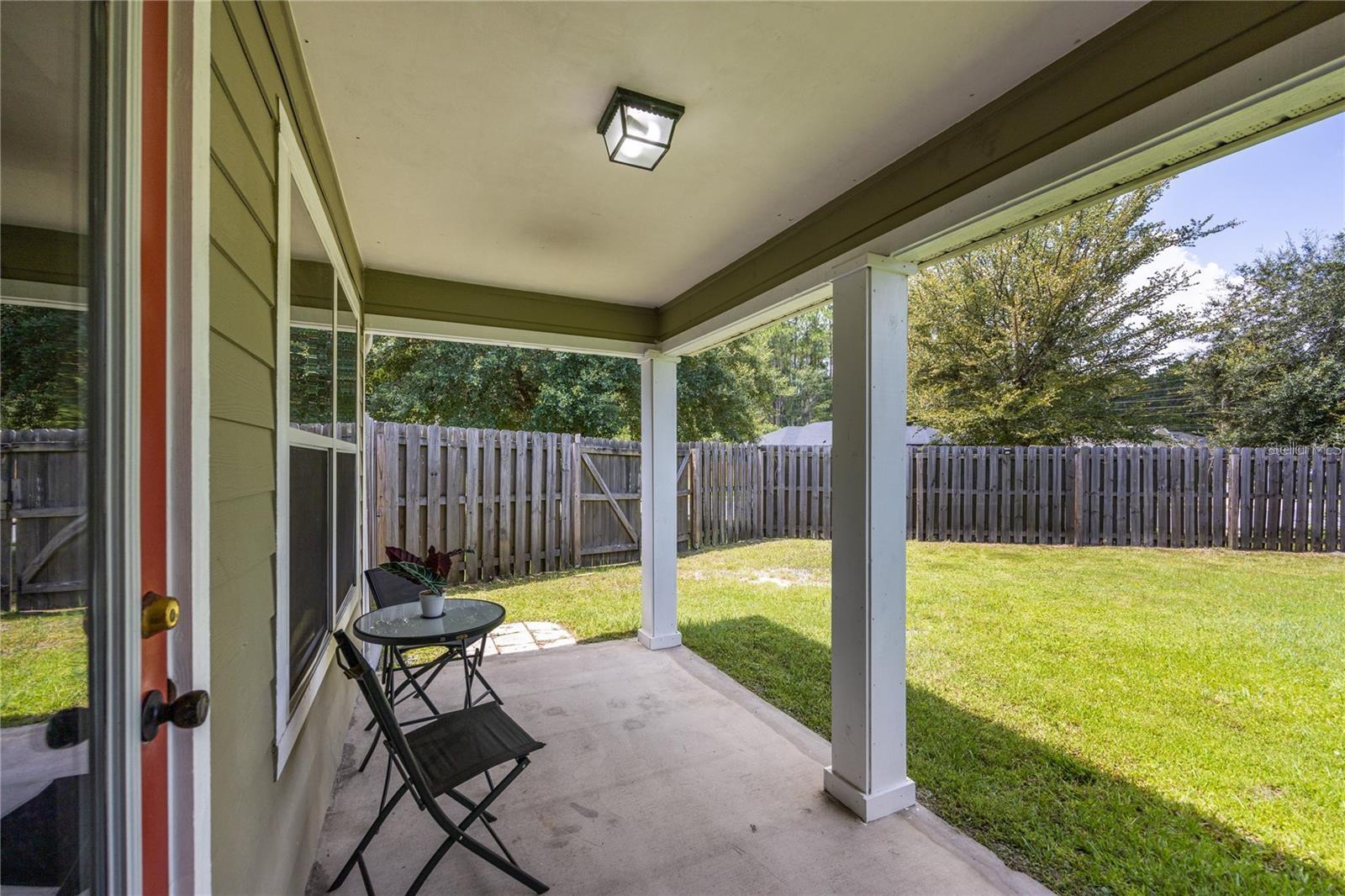 1608 Ne 45th Pl Property Photo 23