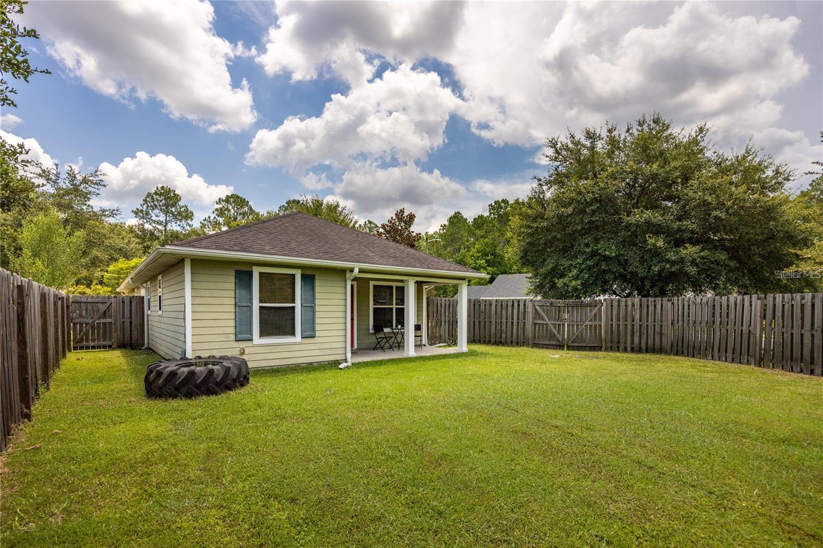 1608 Ne 45th Pl Property Photo 25