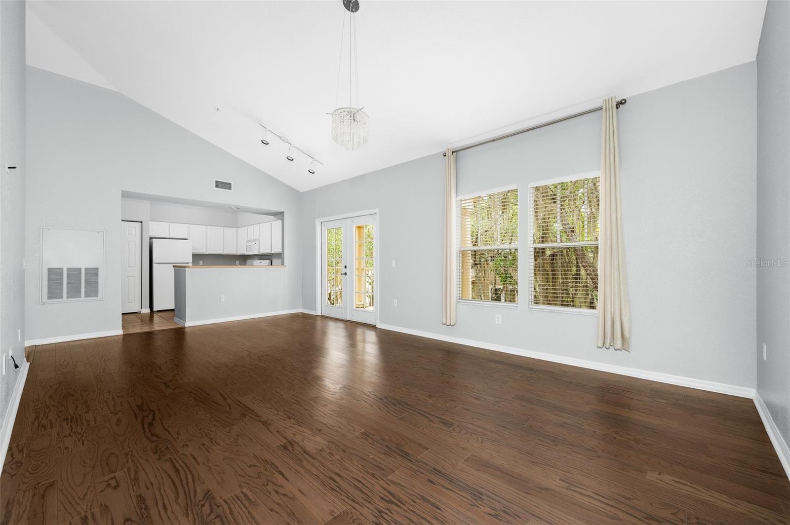 4850 Sw 91st Ter #301 Property Photo 4