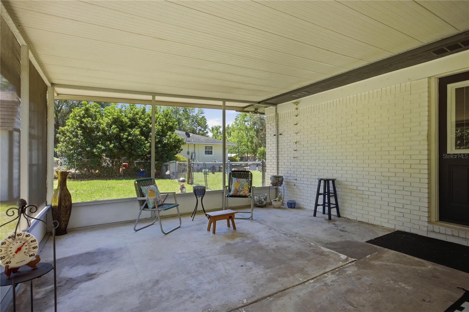 926 Woodlawn St Property Photo 29