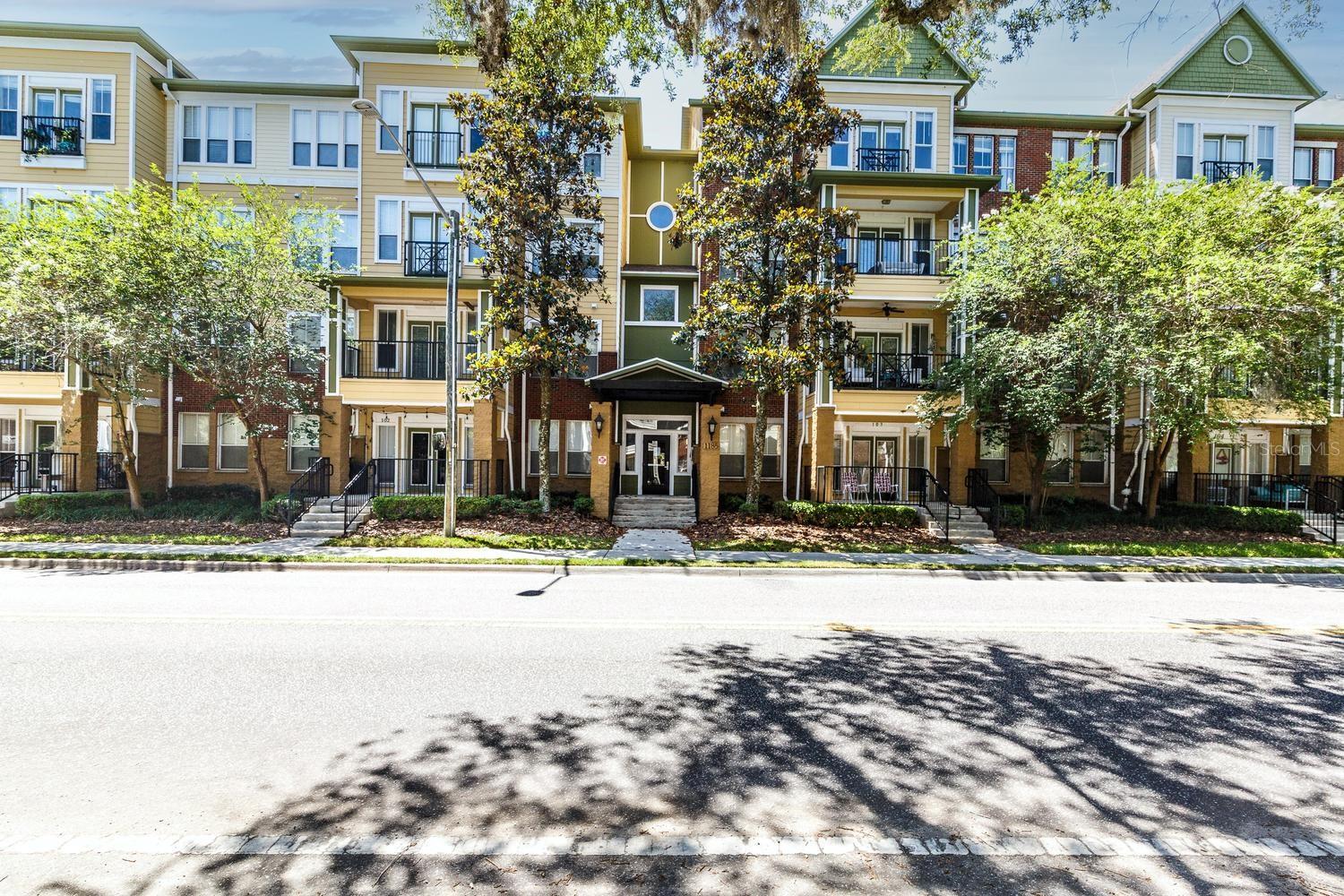 1185. Sw 9th Rd #212.. Property Photo 1