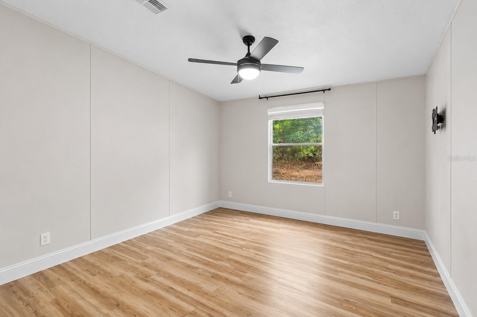 173 Sw Boundary Way Property Photo 18