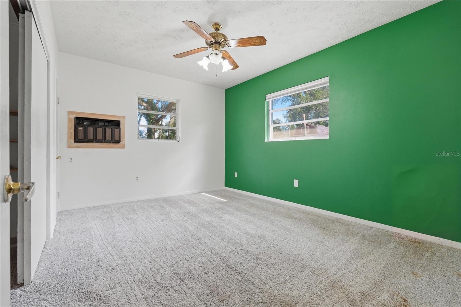665 Se Heron St Property Photo 14