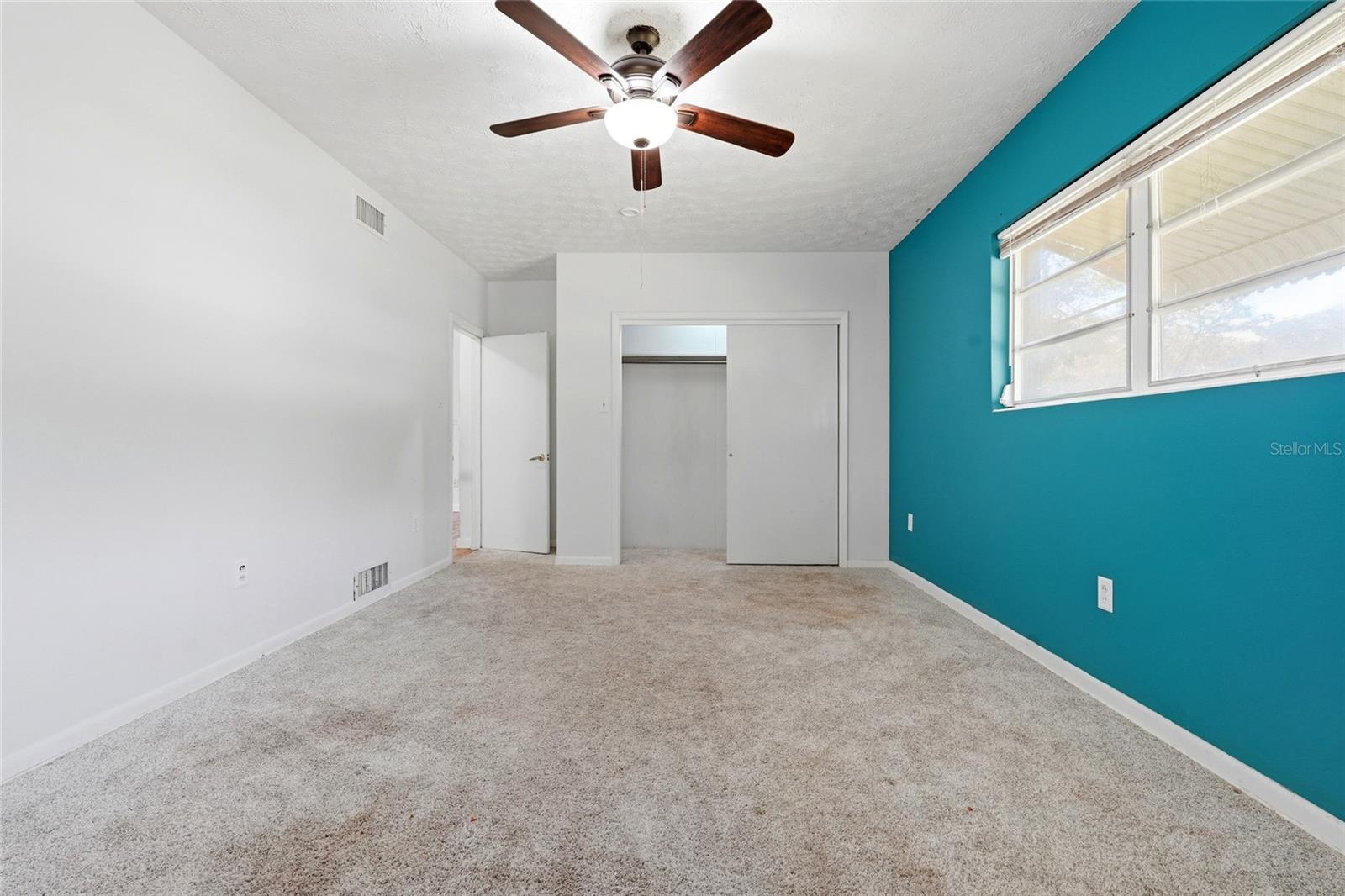 665 Se Heron St Property Photo 18
