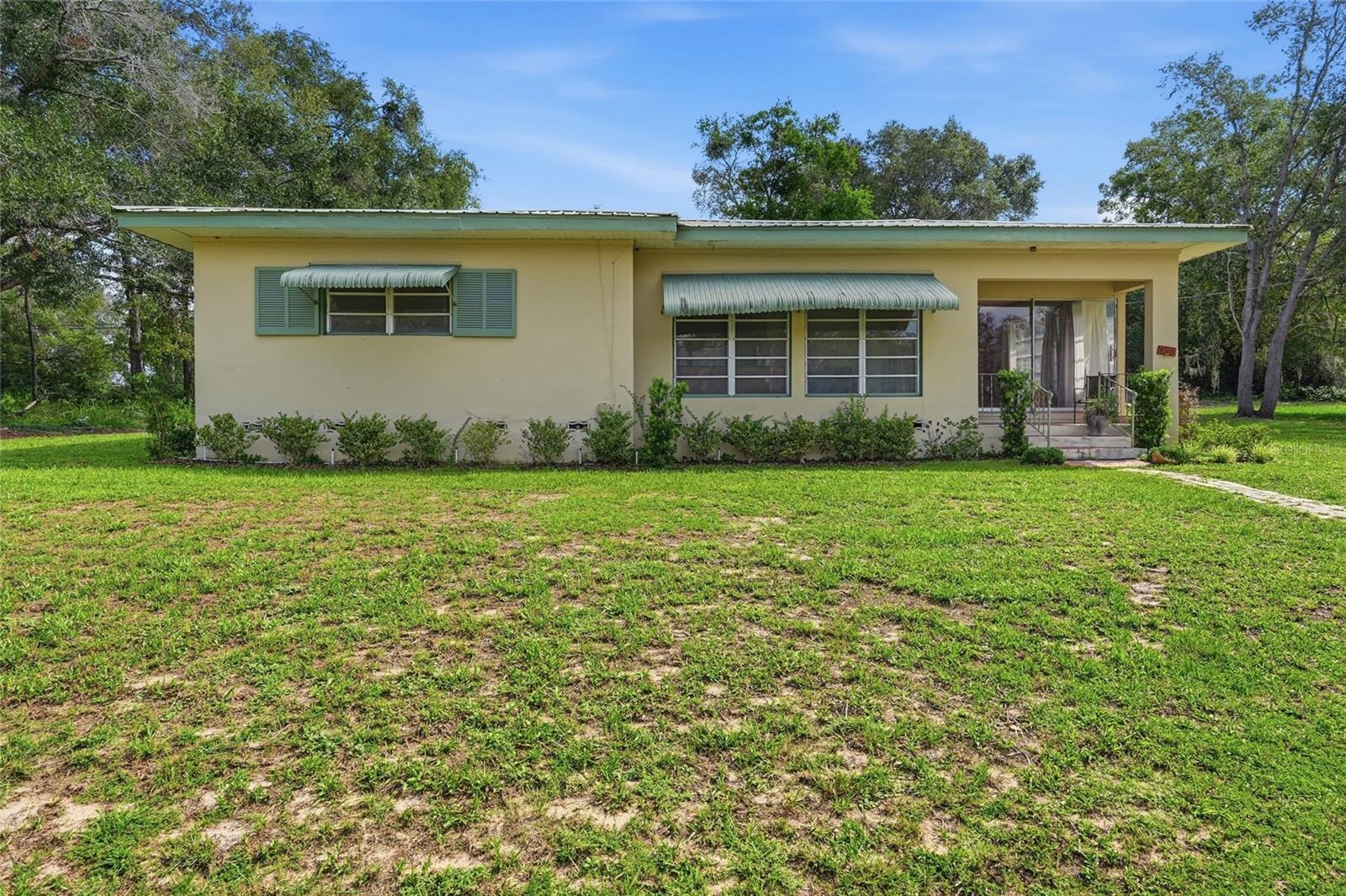 665 Se Heron St Property Photo 26
