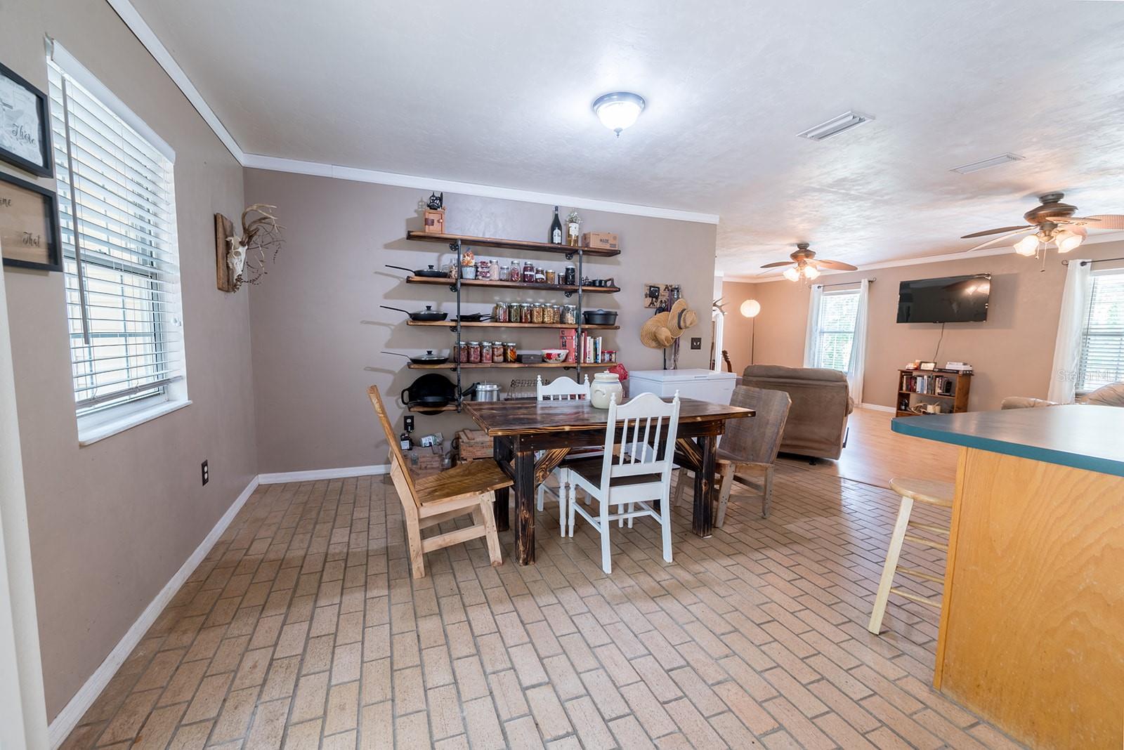 5876 Sw 52nd Ter Property Photo 13