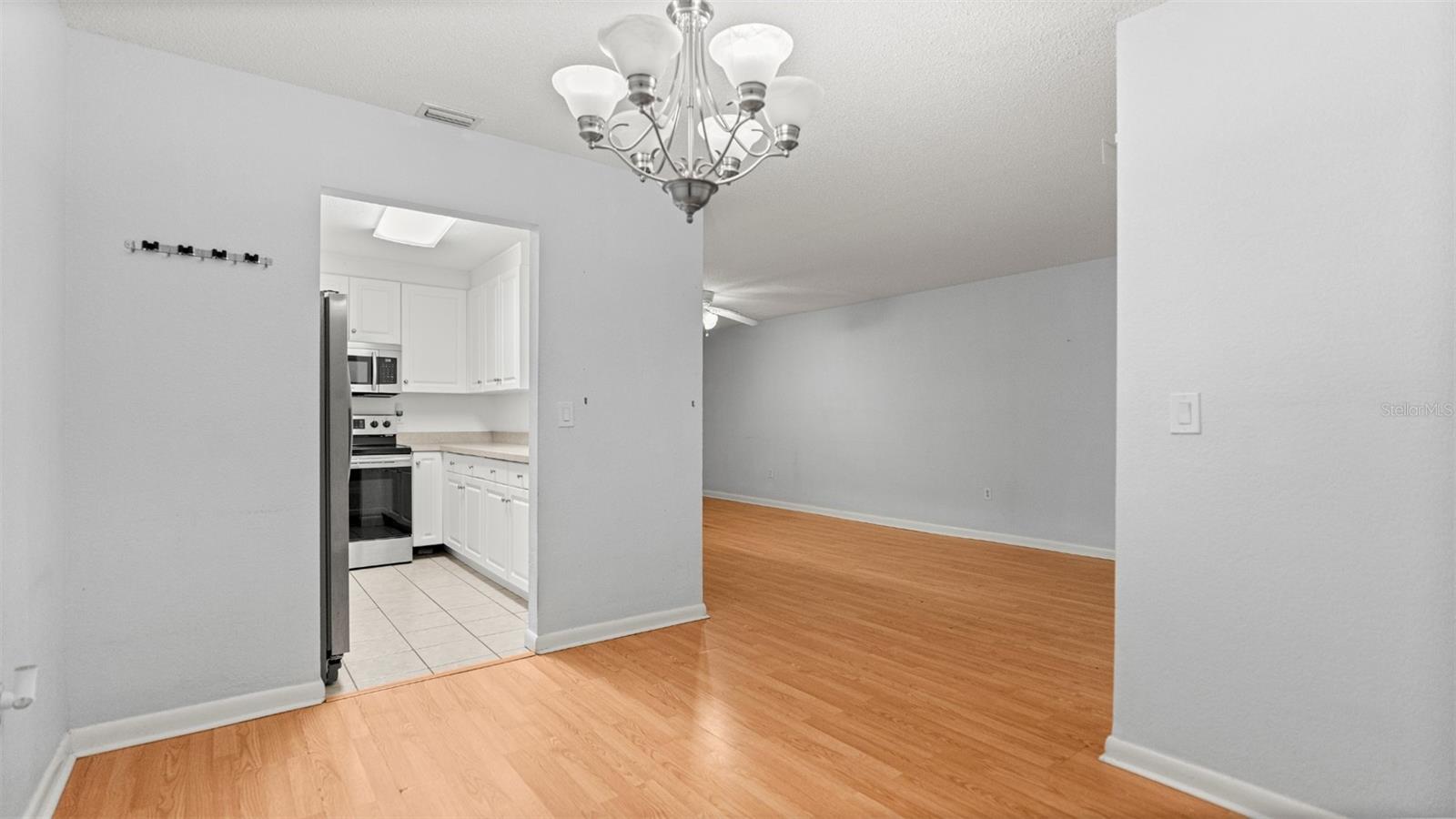 501 Sw 75th St #b5 Property Photo 8