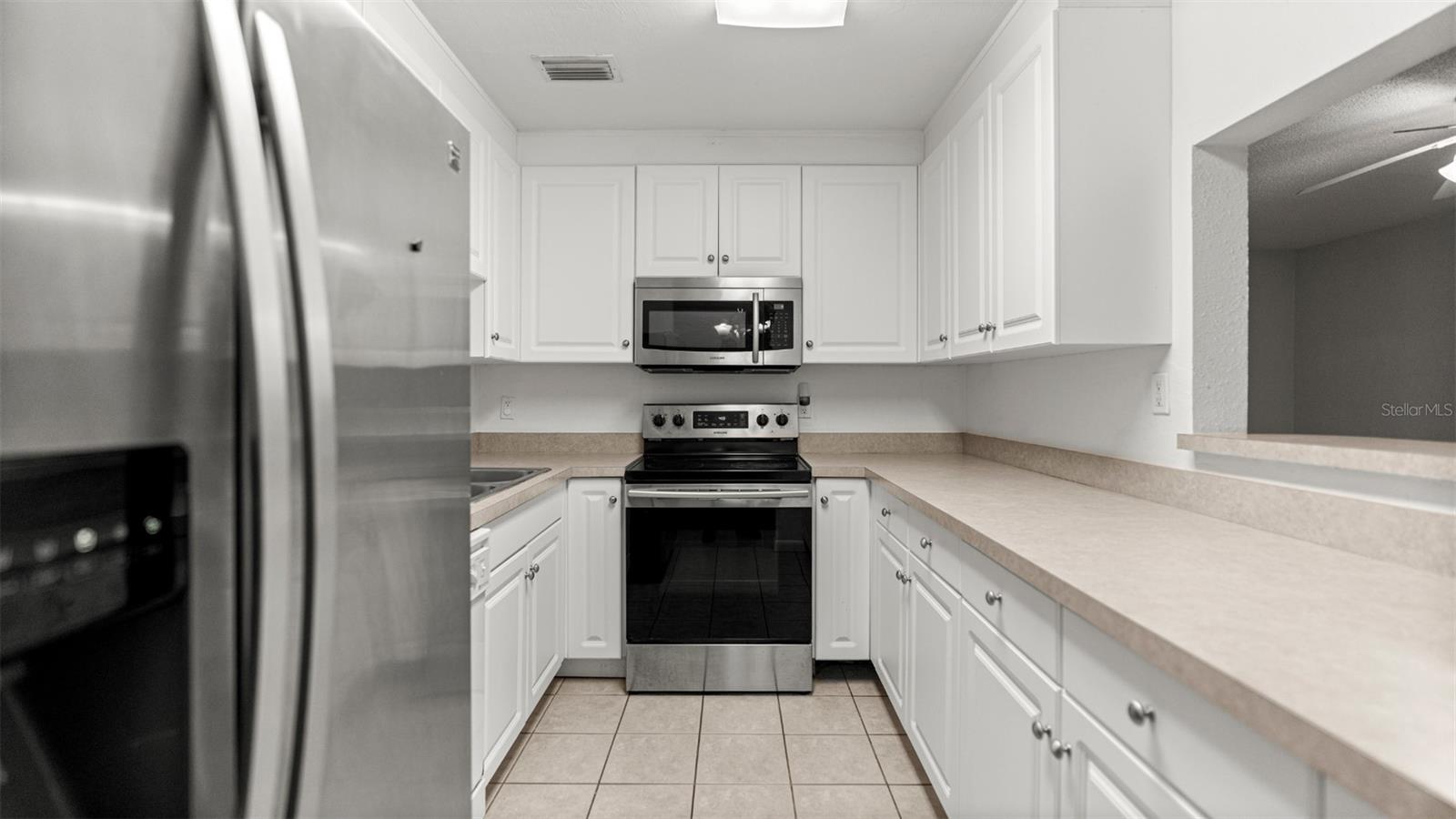 501 Sw 75th St #b5 Property Photo 9