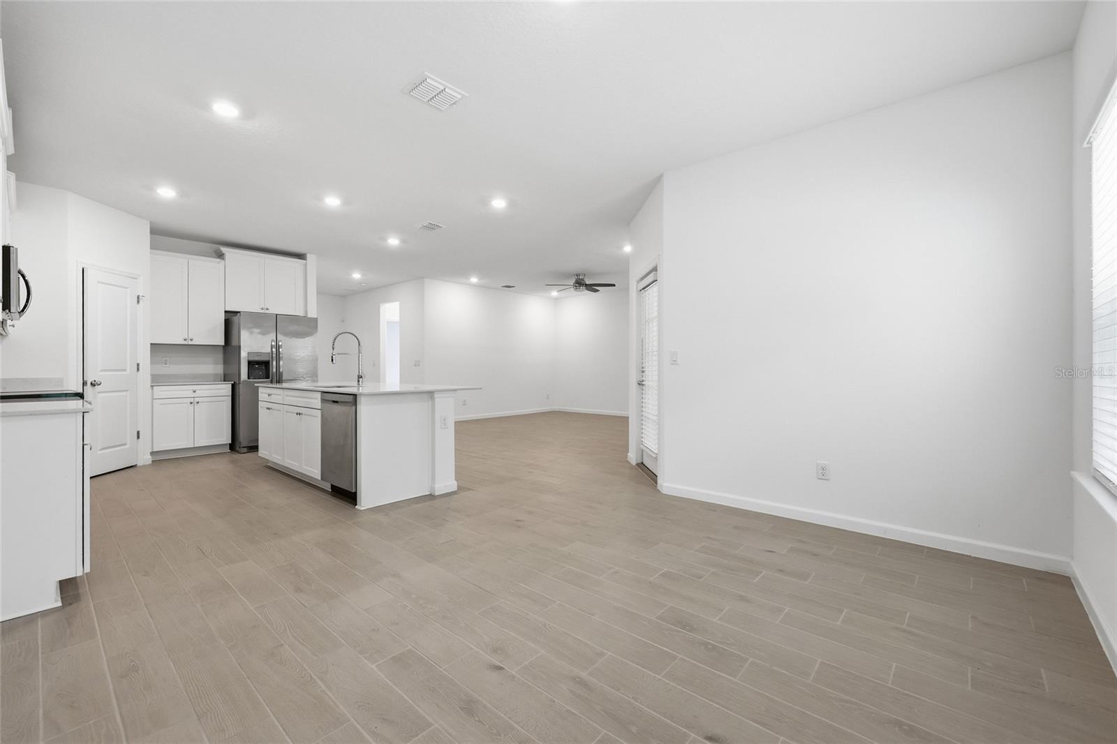 2208 Nw 89th Way Property Photo 11