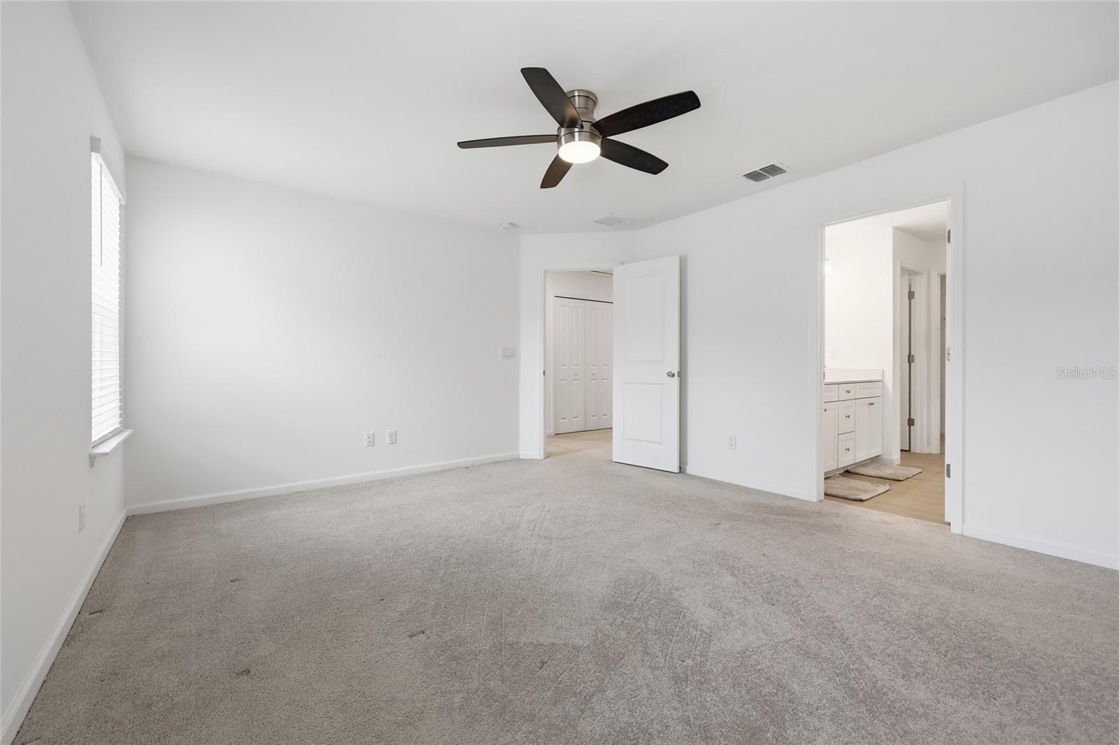 2208 Nw 89th Way Property Photo 20
