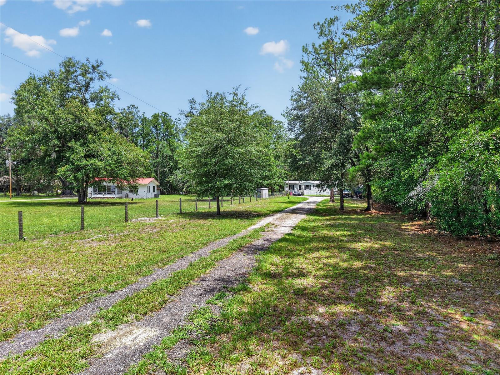 1504 Nw 156th Ave Property Photo 44