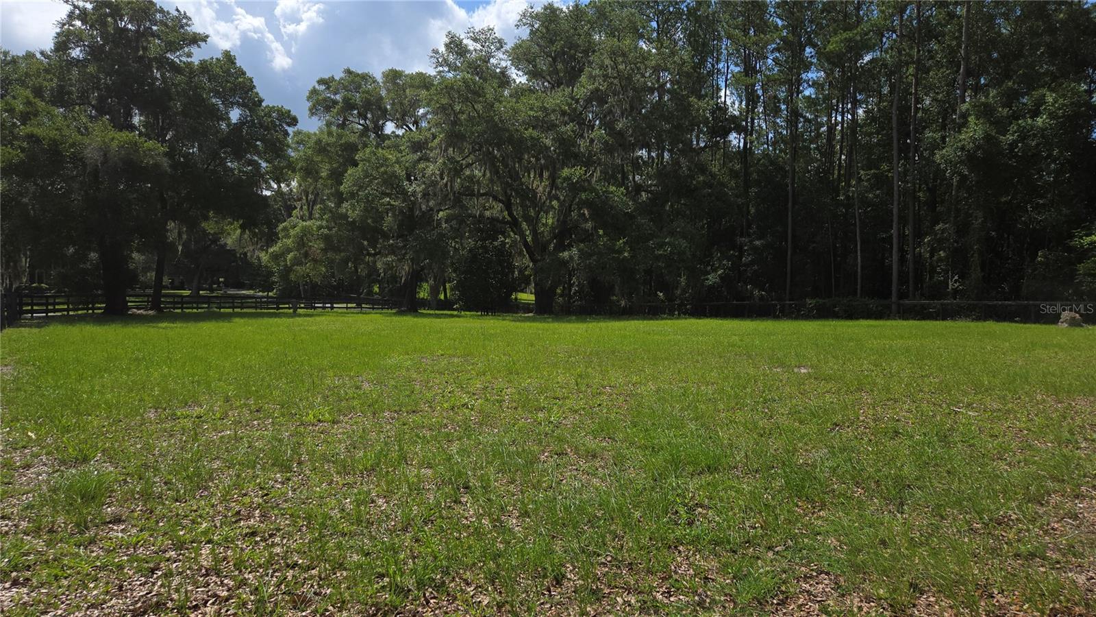 1025 Nw 150th Ave Property Photo 8