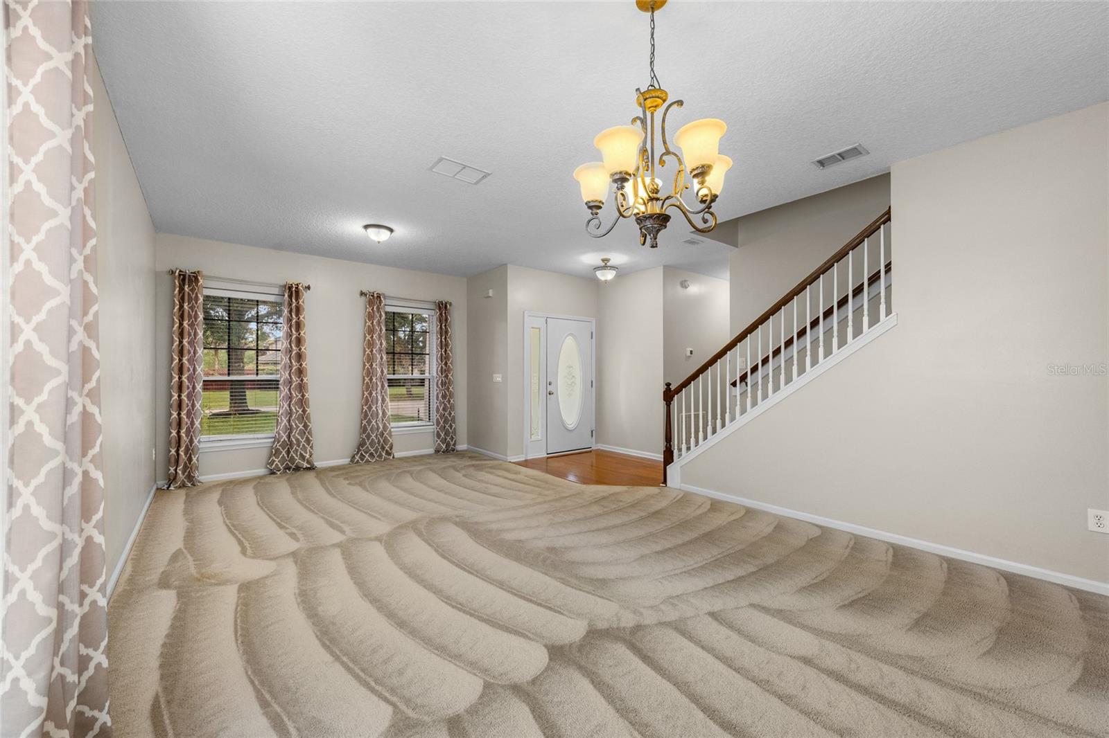 741 Flowers Street Property Photo 6