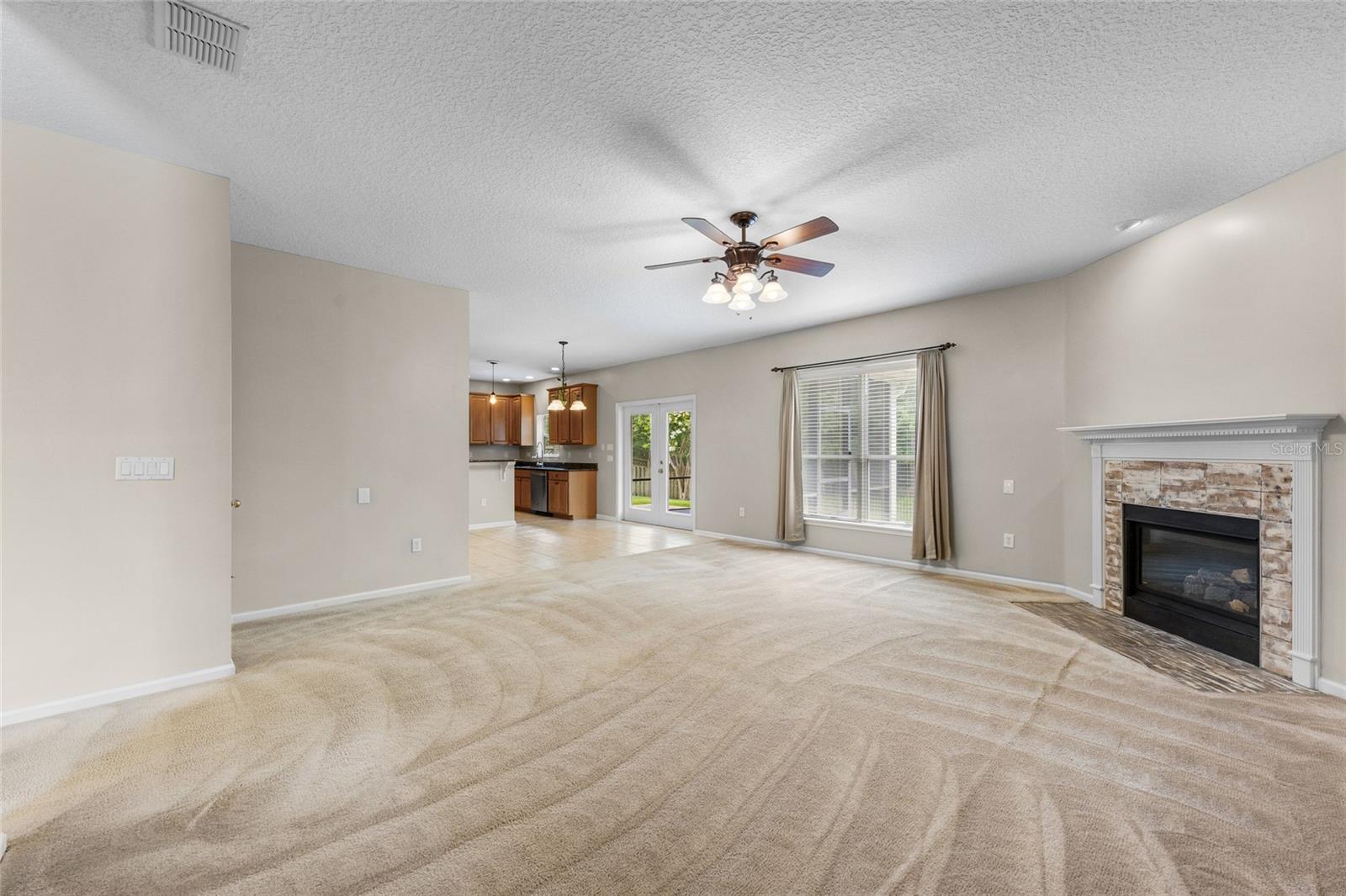 741 Flowers Street Property Photo 9