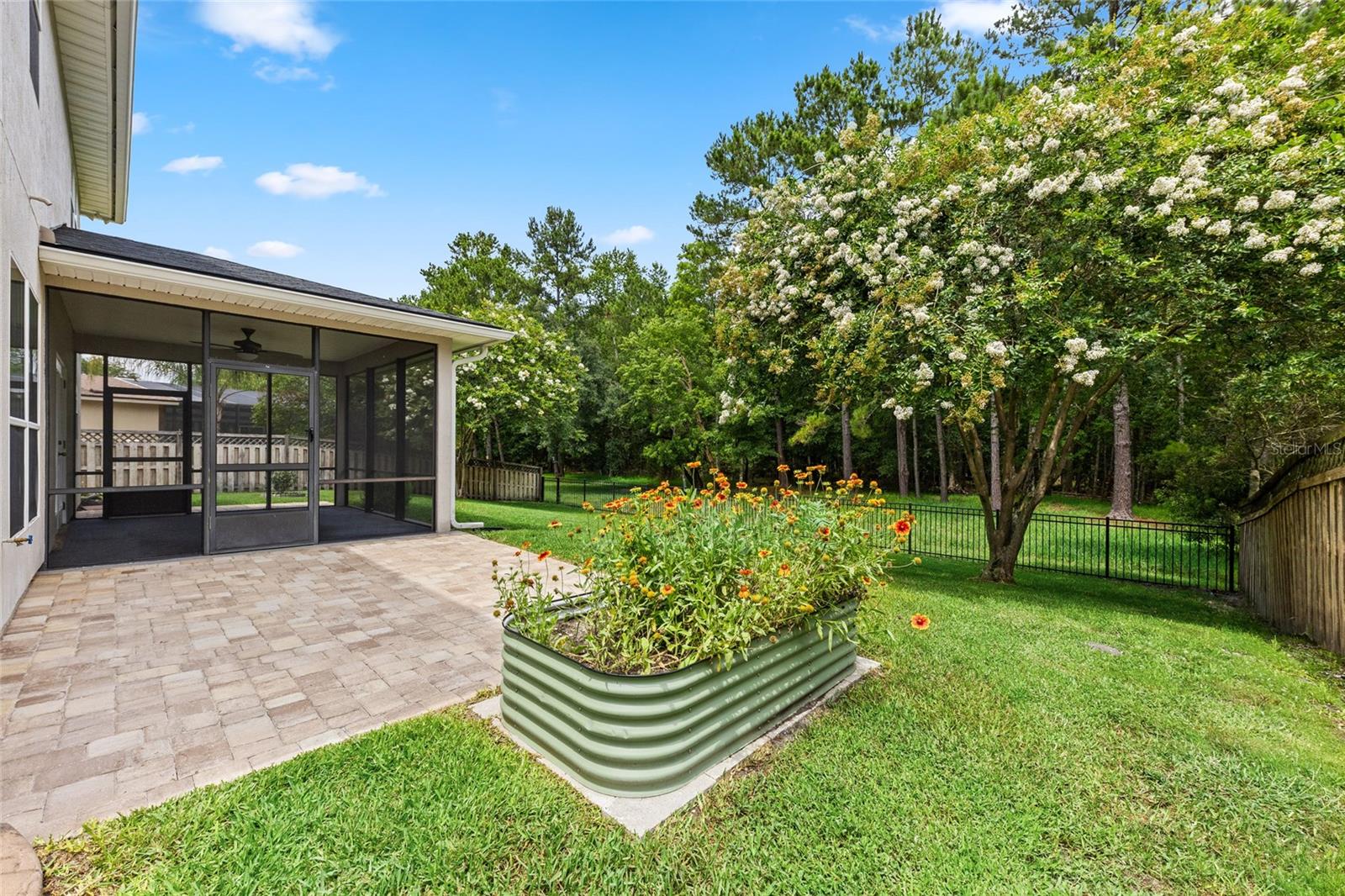 741 Flowers Street Property Photo 17