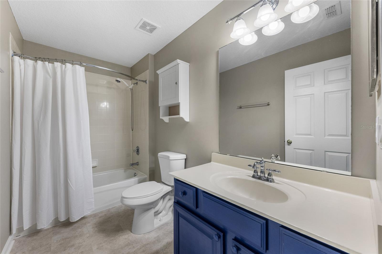 741 Flowers Street Property Photo 31