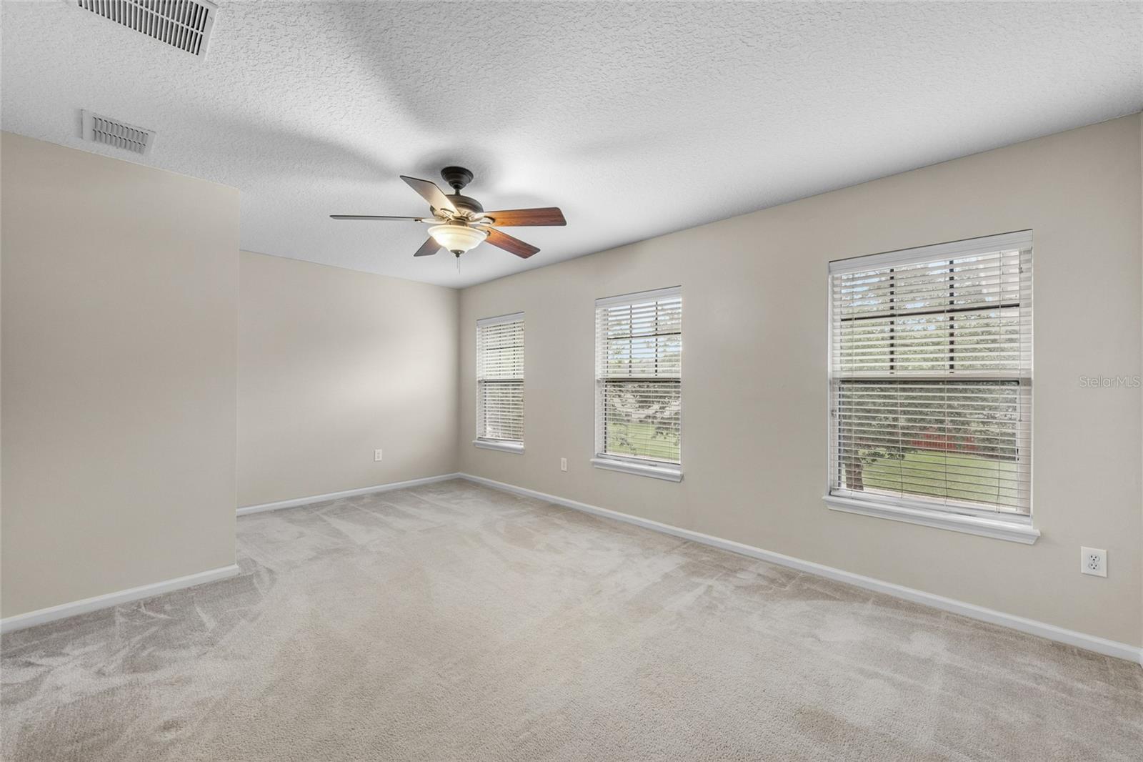 741 Flowers Street Property Photo 32