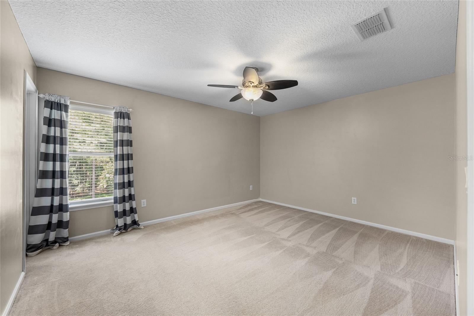 741 Flowers Street Property Photo 33