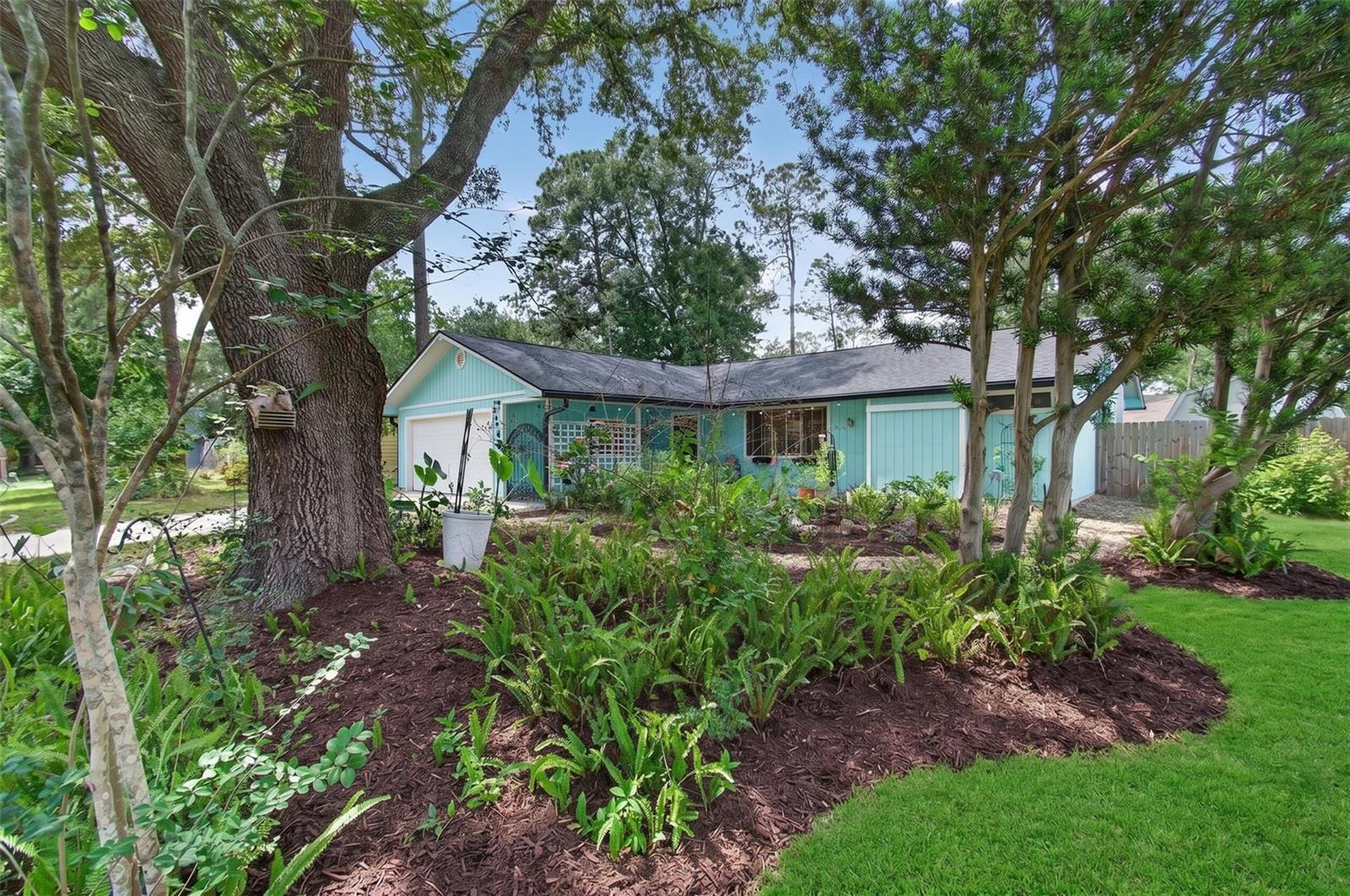 2518 Nw 51st Pl Property Photo 2