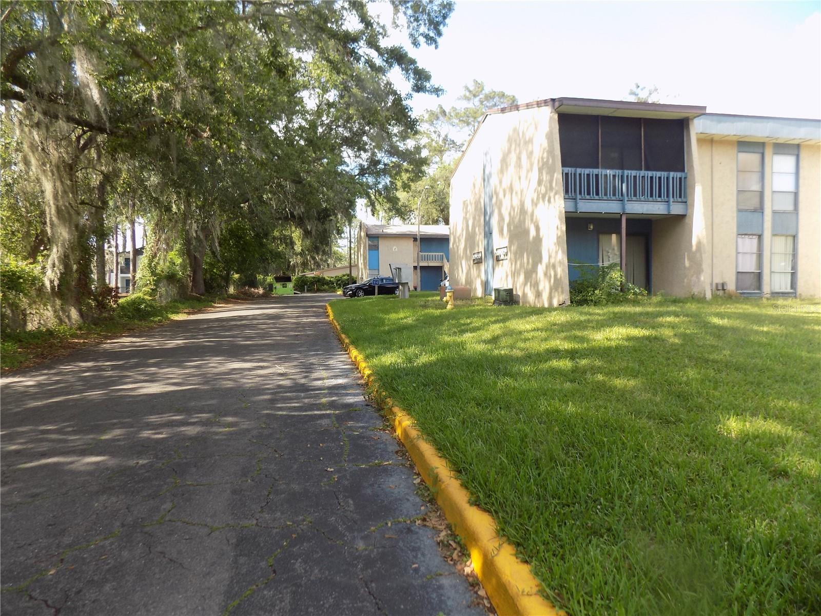 2811 Sw Archer Rd #x 201 Property Photo 2