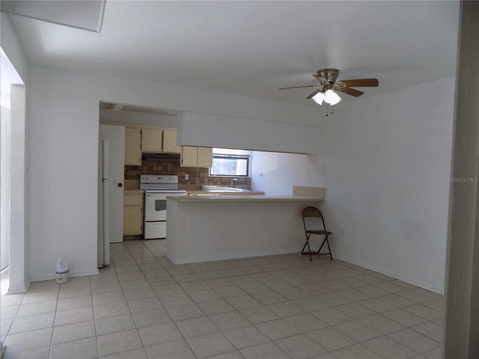 2811 Sw Archer Rd #x 201 Property Photo 10