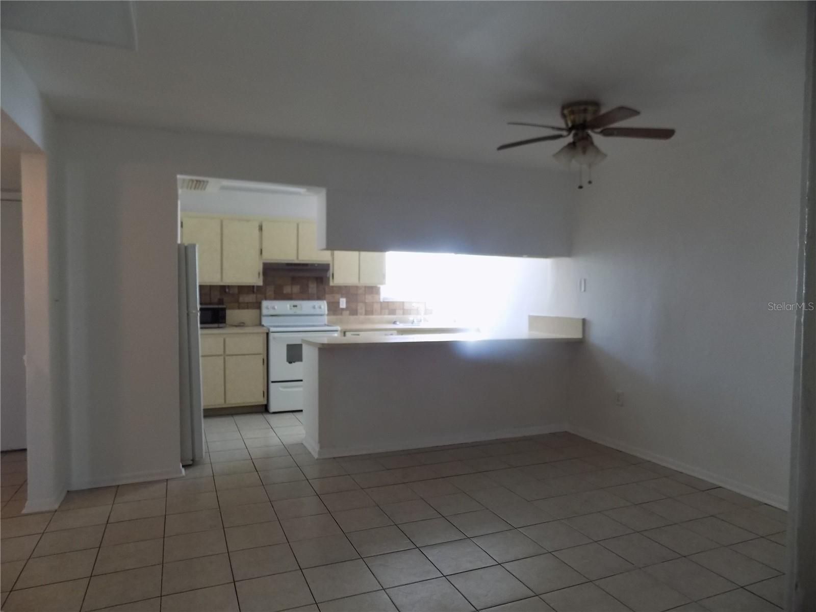 2811 Sw Archer Rd #x 201 Property Photo 11