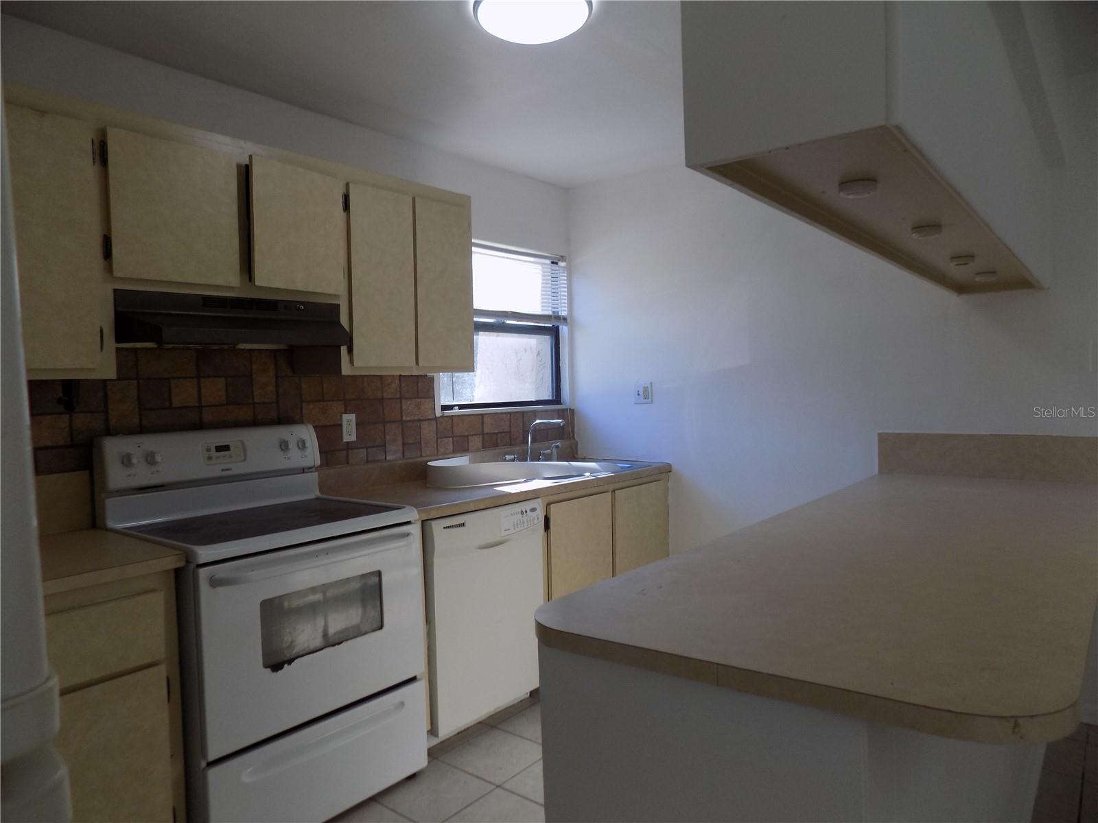 2811 Sw Archer Rd #x 201 Property Photo 13