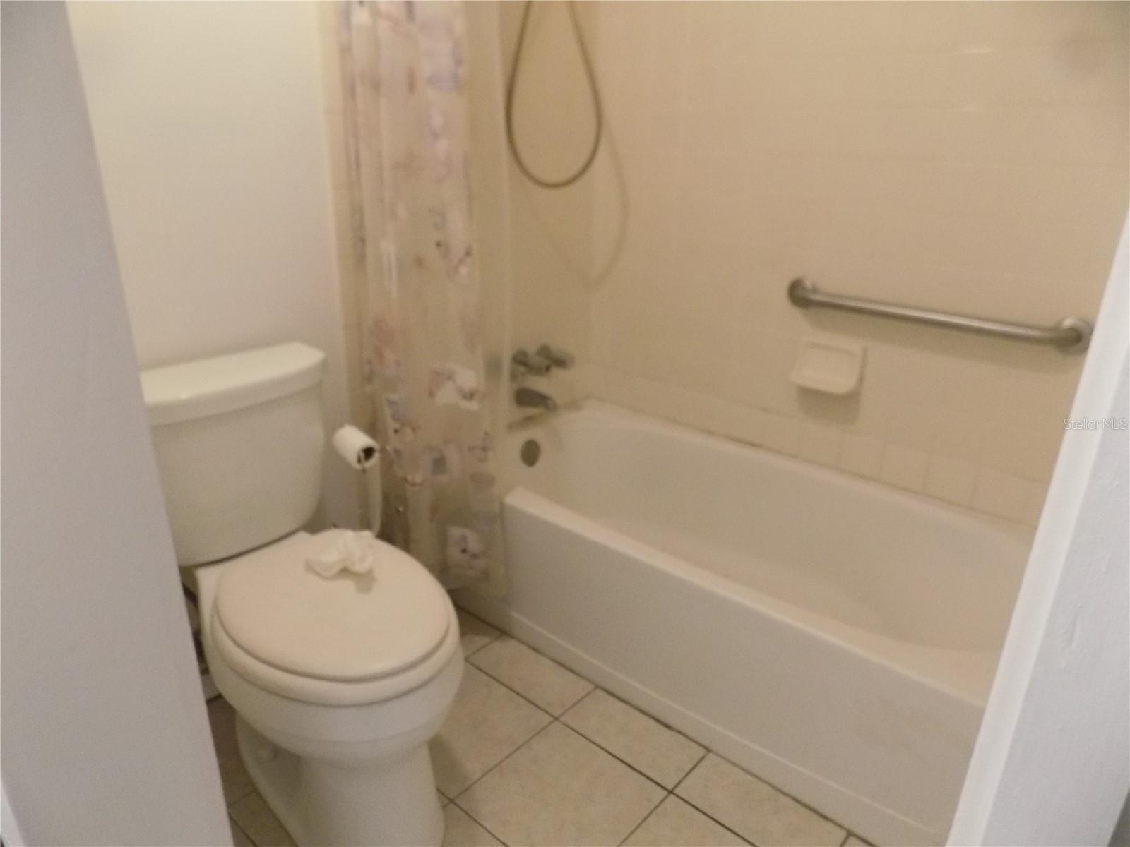 2811 Sw Archer Rd #x 201 Property Photo 25