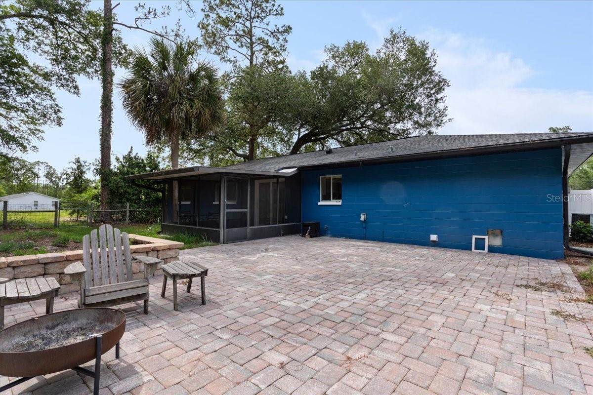 10803 Sw 92nd Pl Property Photo 6