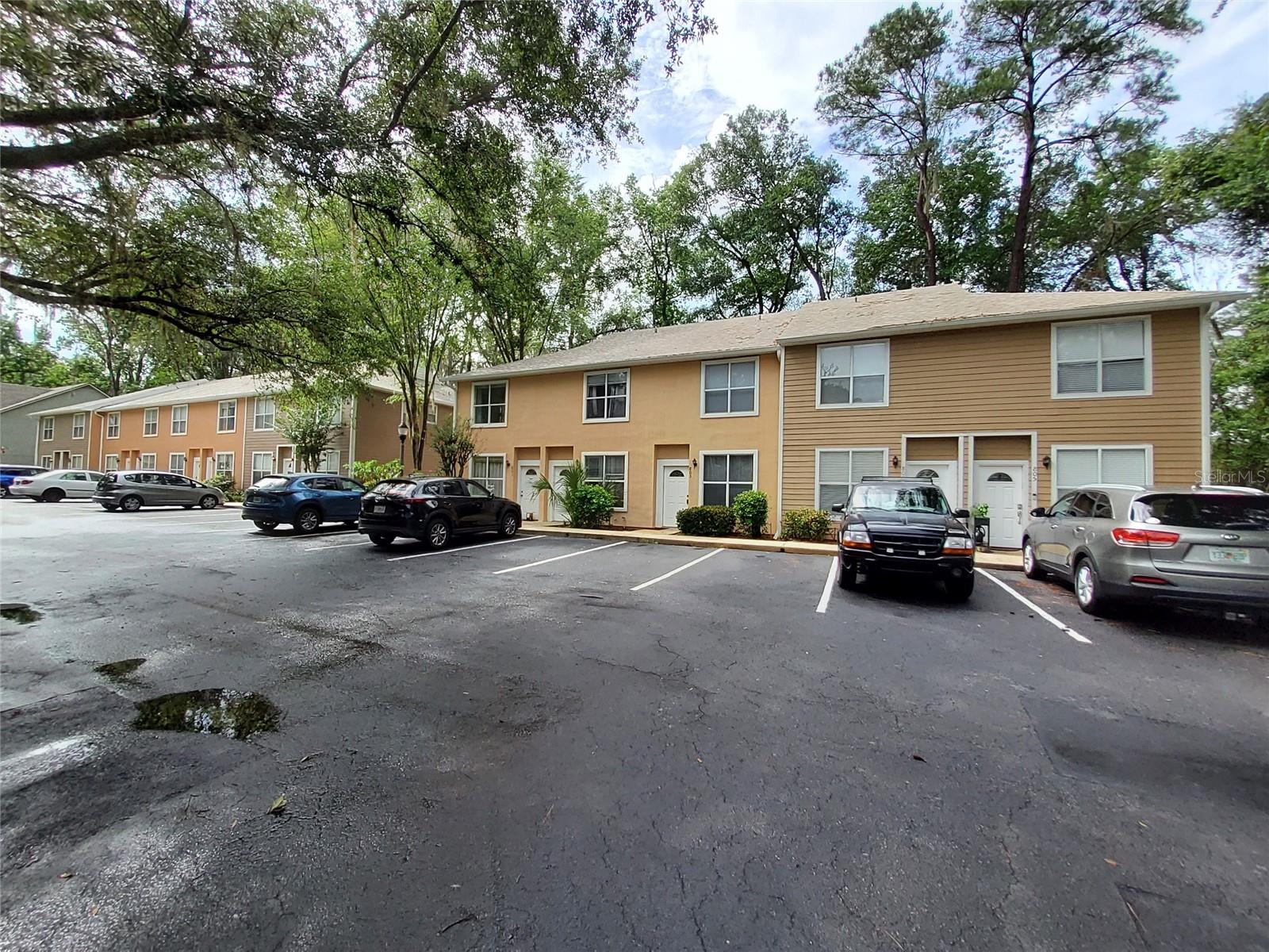 4415 Sw 34th St #803 Property Photo 1