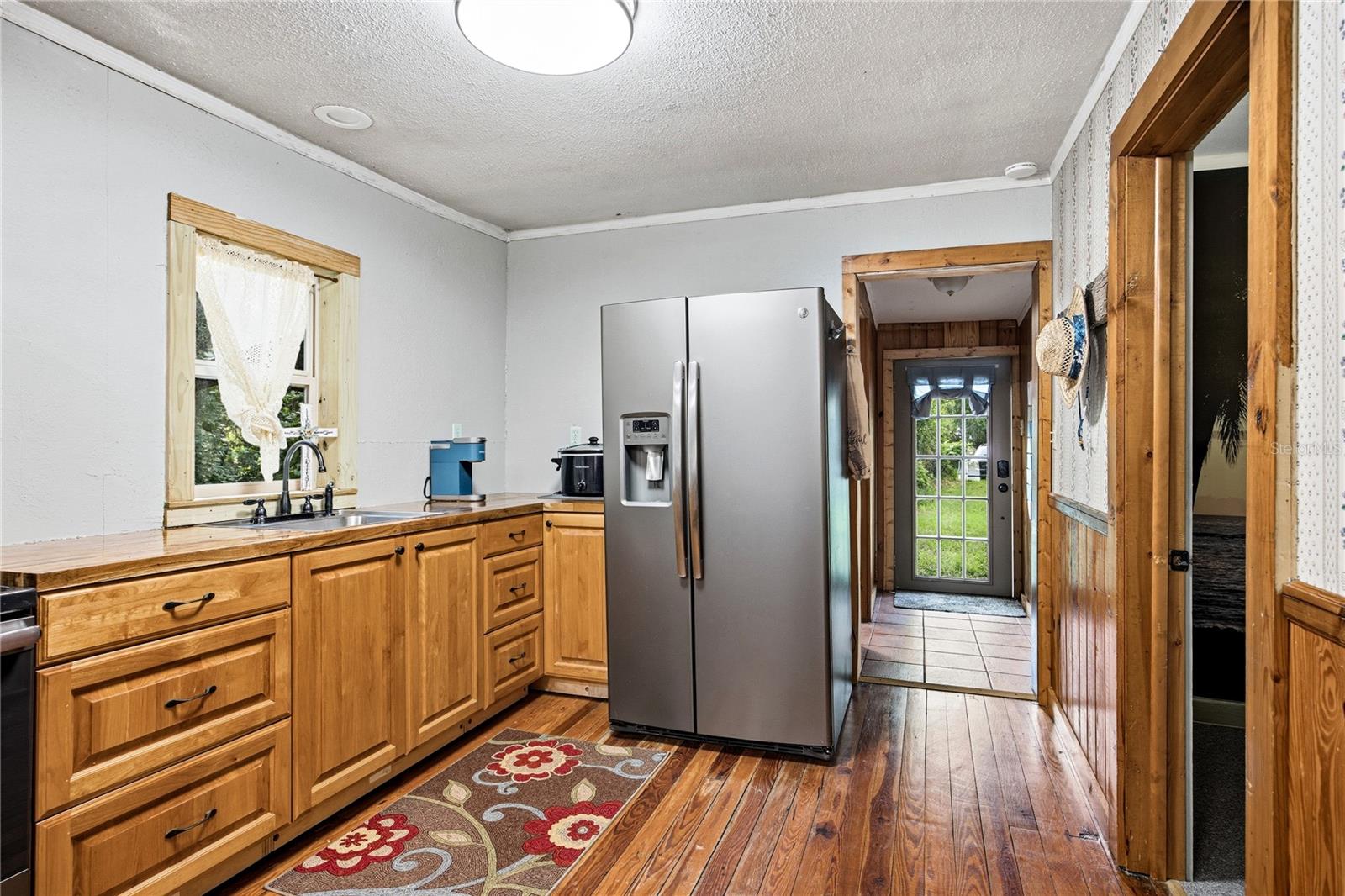 1847 State Road 20 Property Photo 12