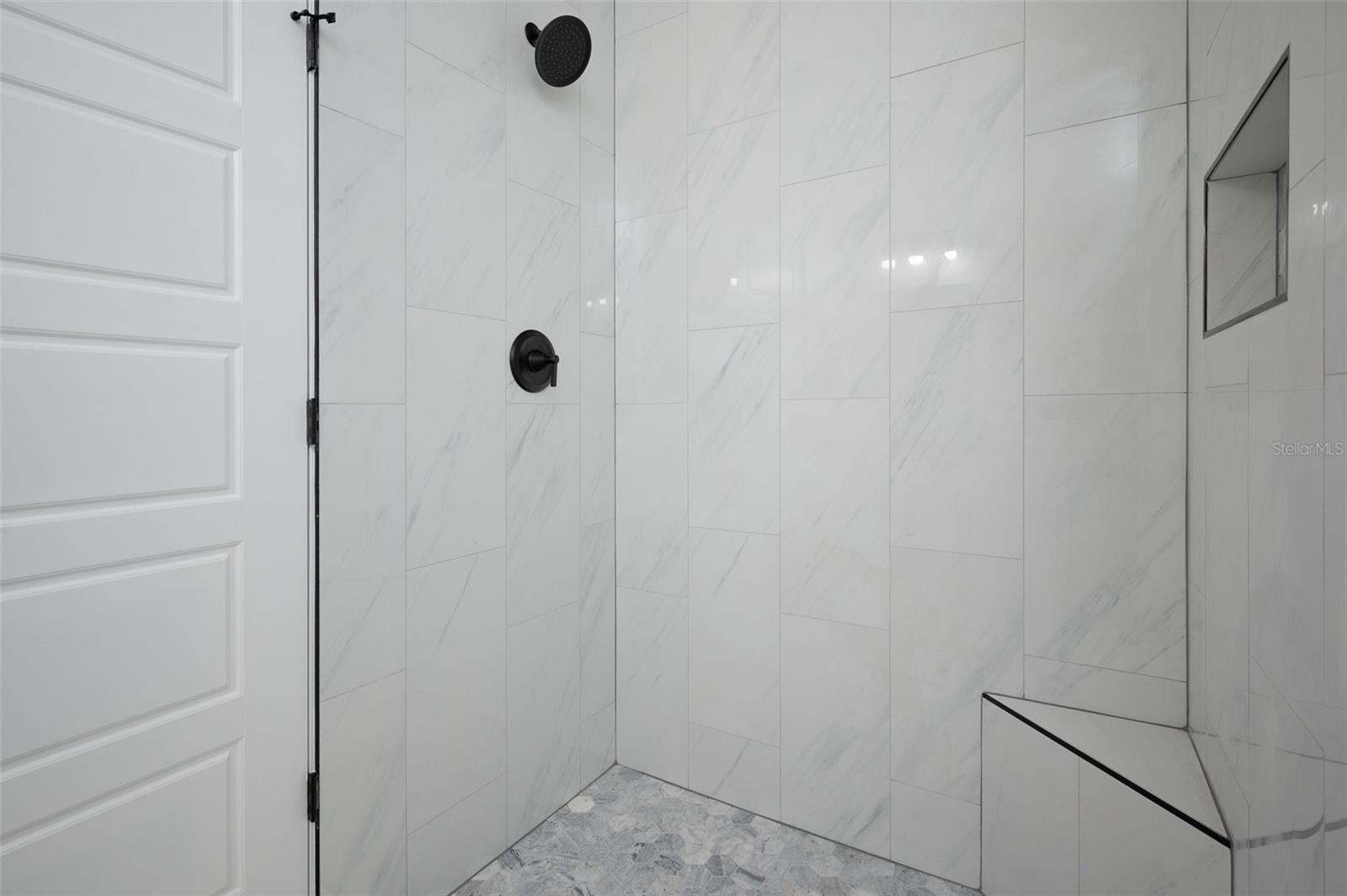 1510 Ne 156th Ter Property Photo 13