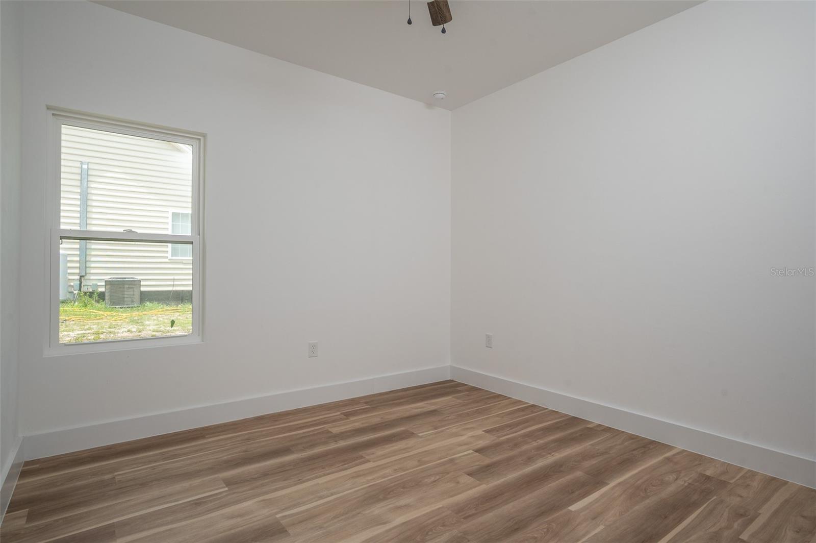 1510 Ne 156th Ter Property Photo 15