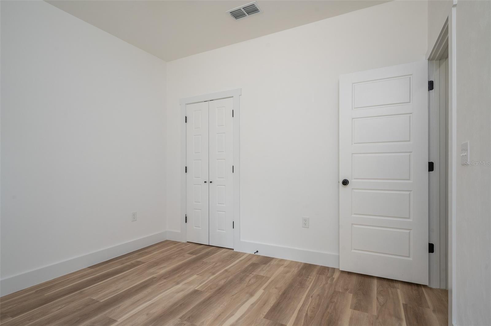 1510 Ne 156th Ter Property Photo 18