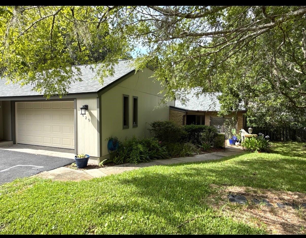 1629 NW 19TH CIR