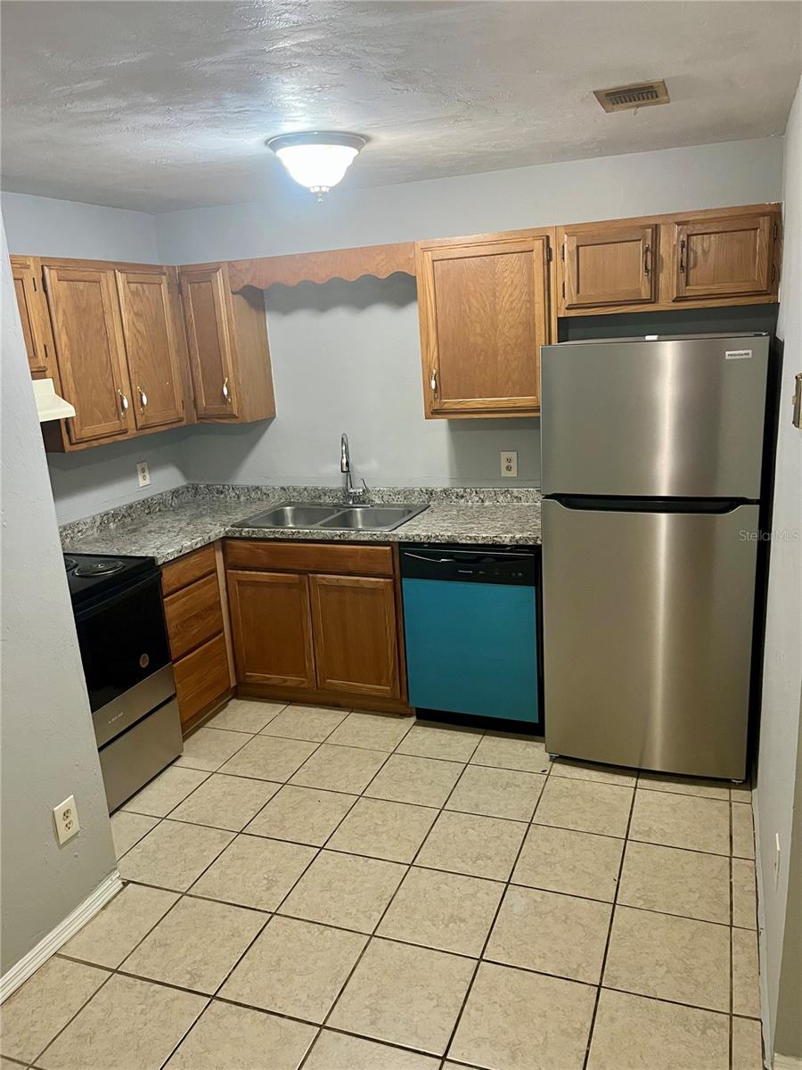 2321 Sw 31st Pl #2 Property Photo 8