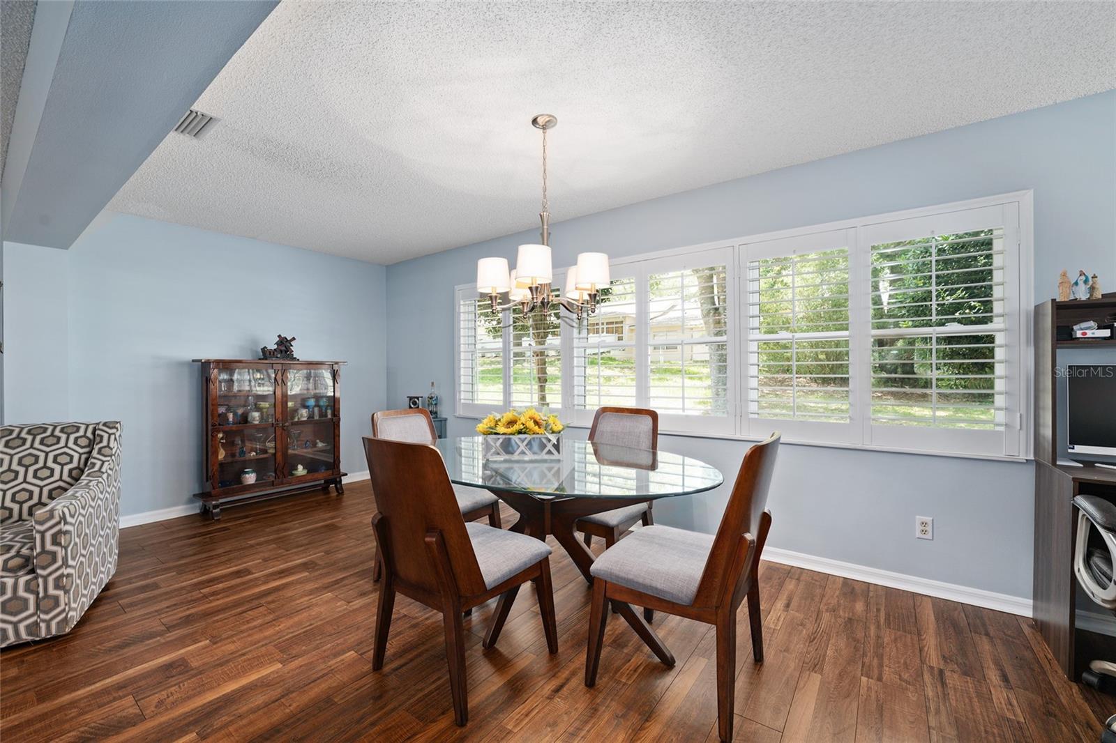 9820 Sw 89th Ter #e Property Photo 10