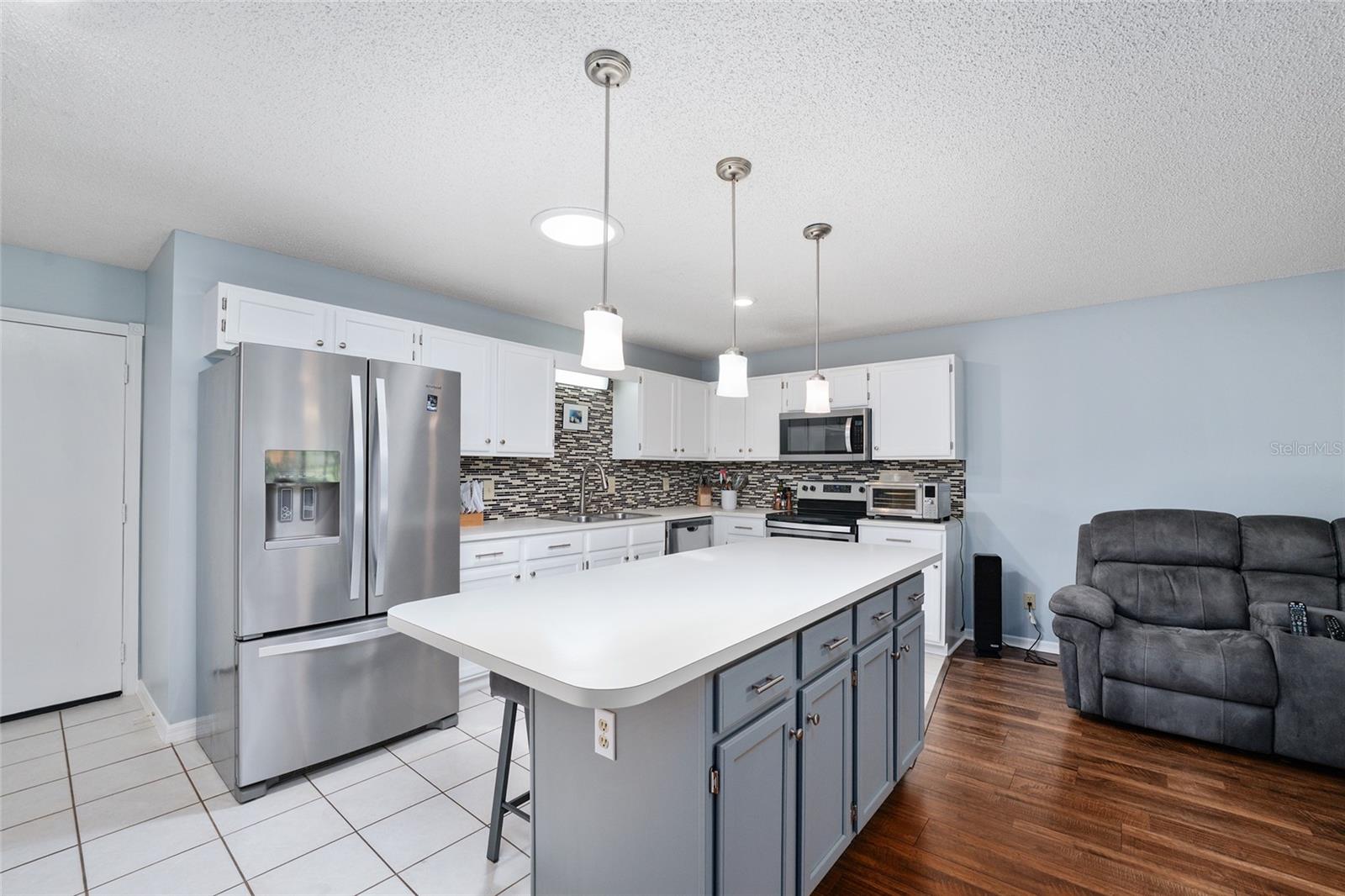9820 Sw 89th Ter #e Property Photo 14
