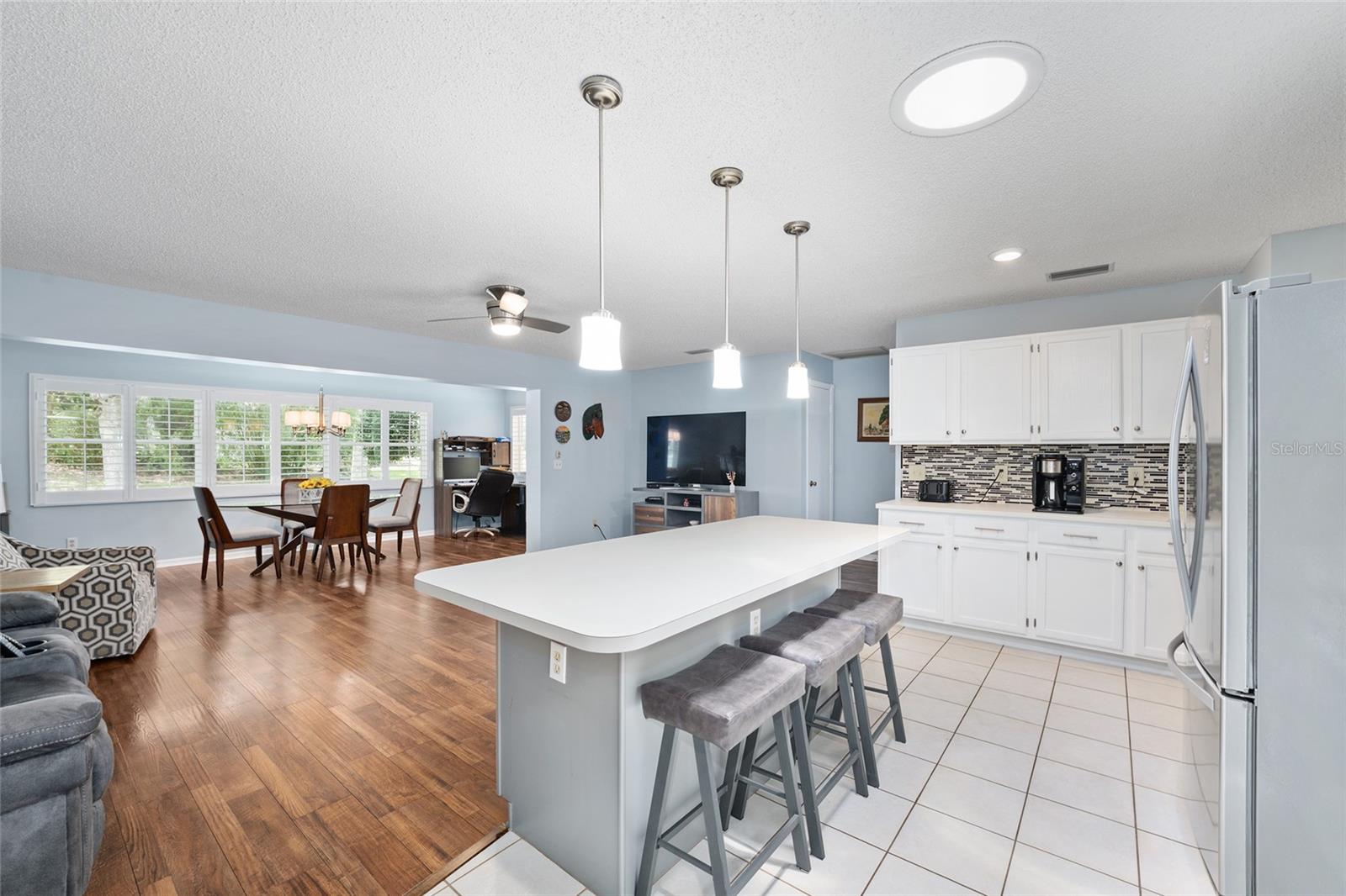 9820 Sw 89th Ter #e Property Photo 16
