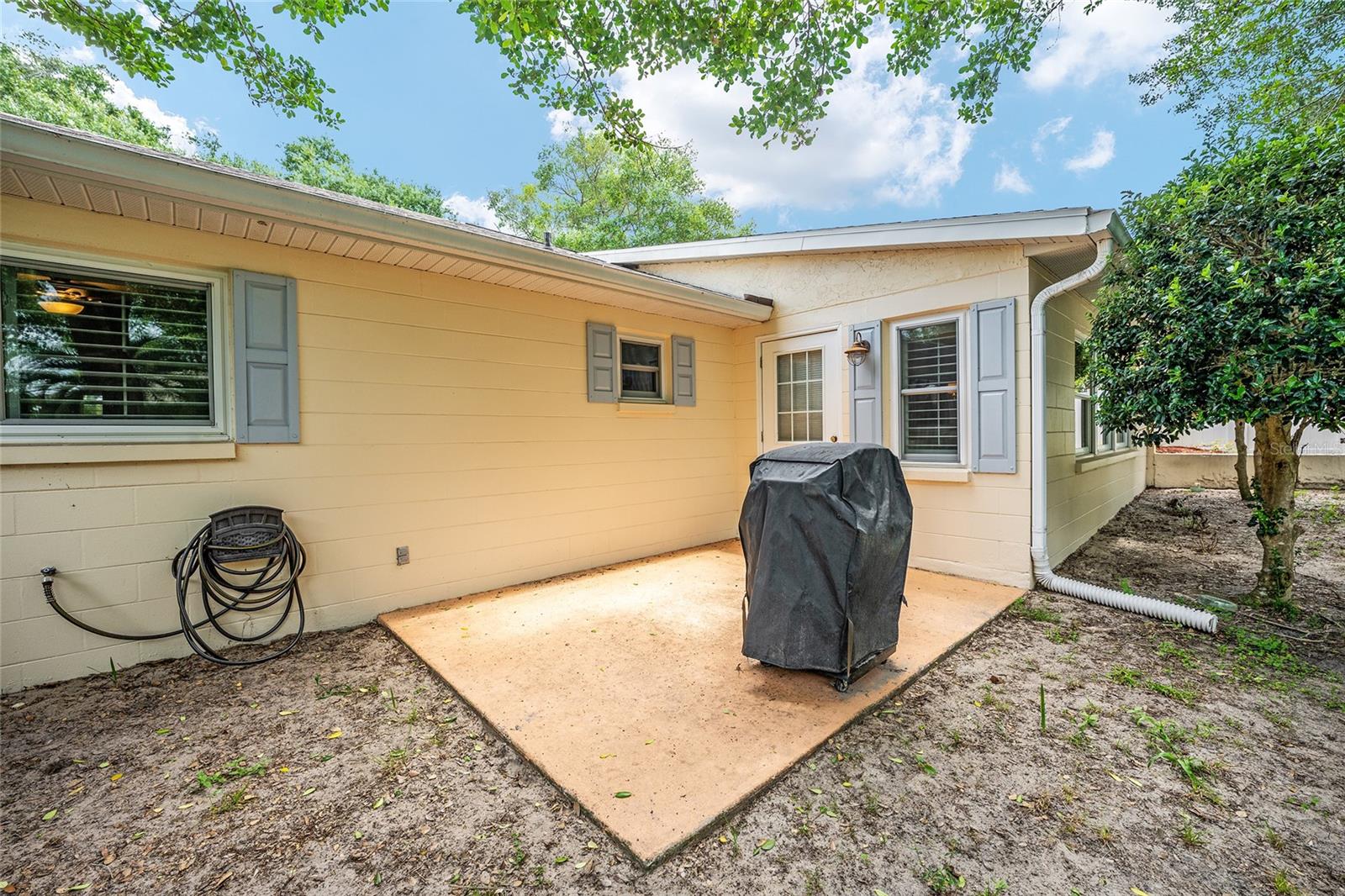 9820 Sw 89th Ter #e Property Photo 29
