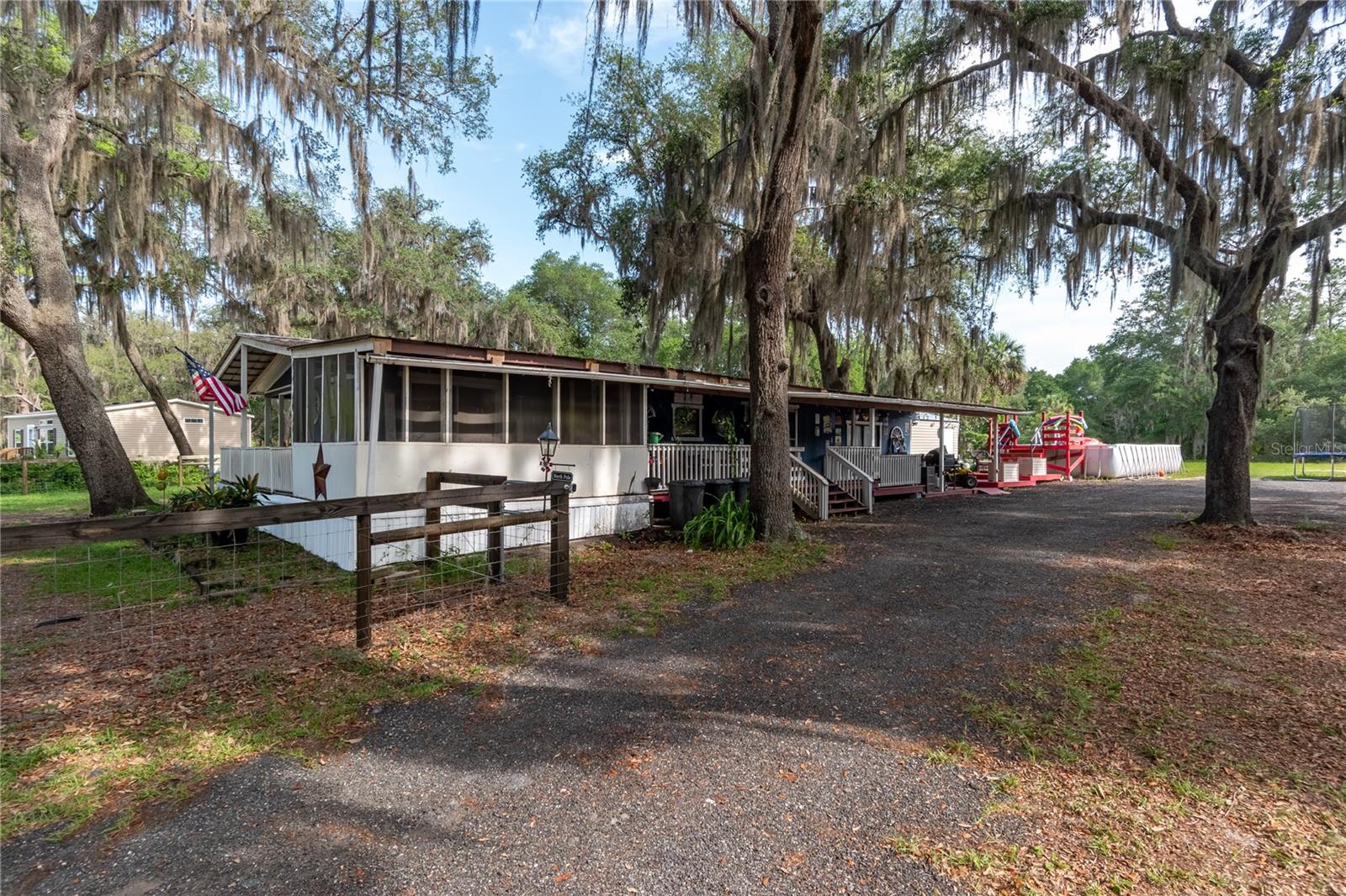 134 FAYE ST Property Photo 1