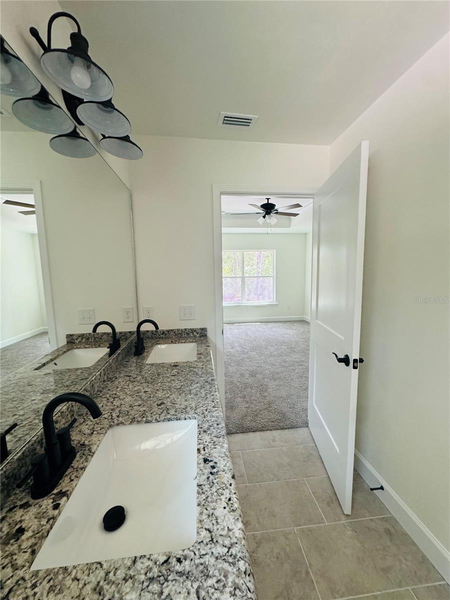7970 Ne 102nd Ct Property Photo 12