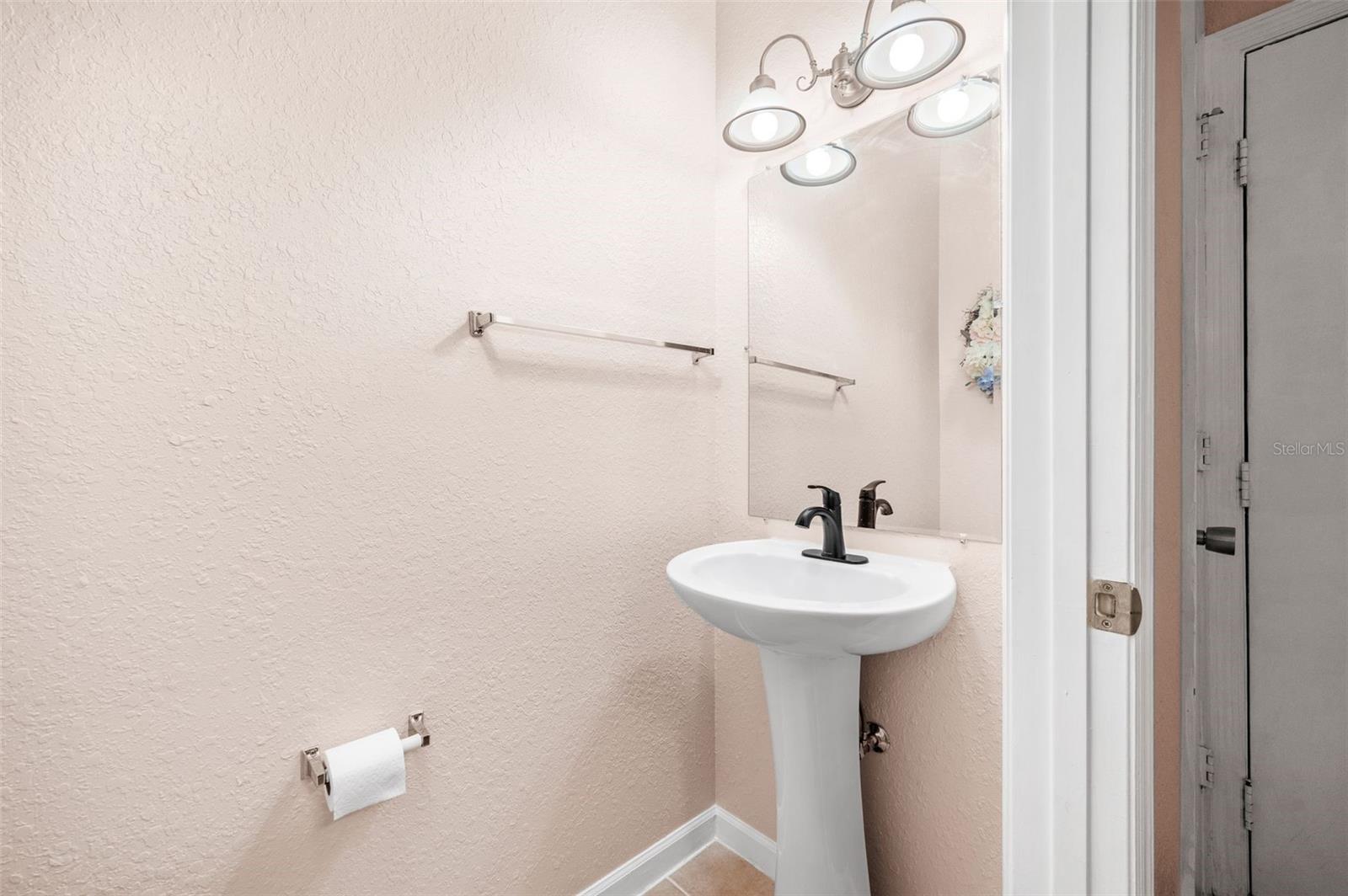 5065 Nw 45th Rd #102 Property Photo 11